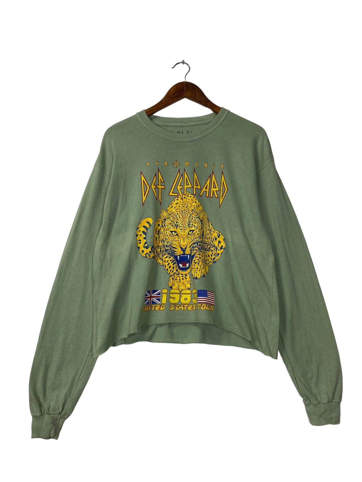 Band Tees × Def Leppard × Vintage Pyromania Def Leppard Rock Band Crop Shirt Size US M / EU 48-50 / 2 - 1 Thumbnail