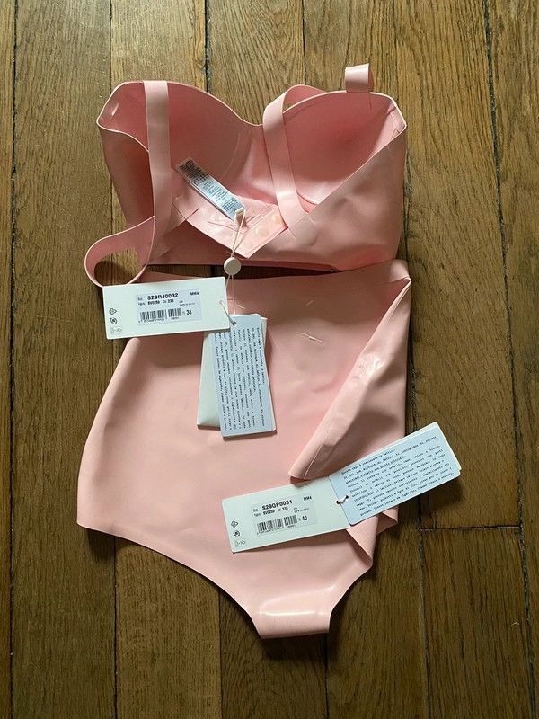 Maison Margiela 2023 Maison Margiela latex set top bottoms pink bustier Size S / US 4 / IT 40 - 6 Thumbnail