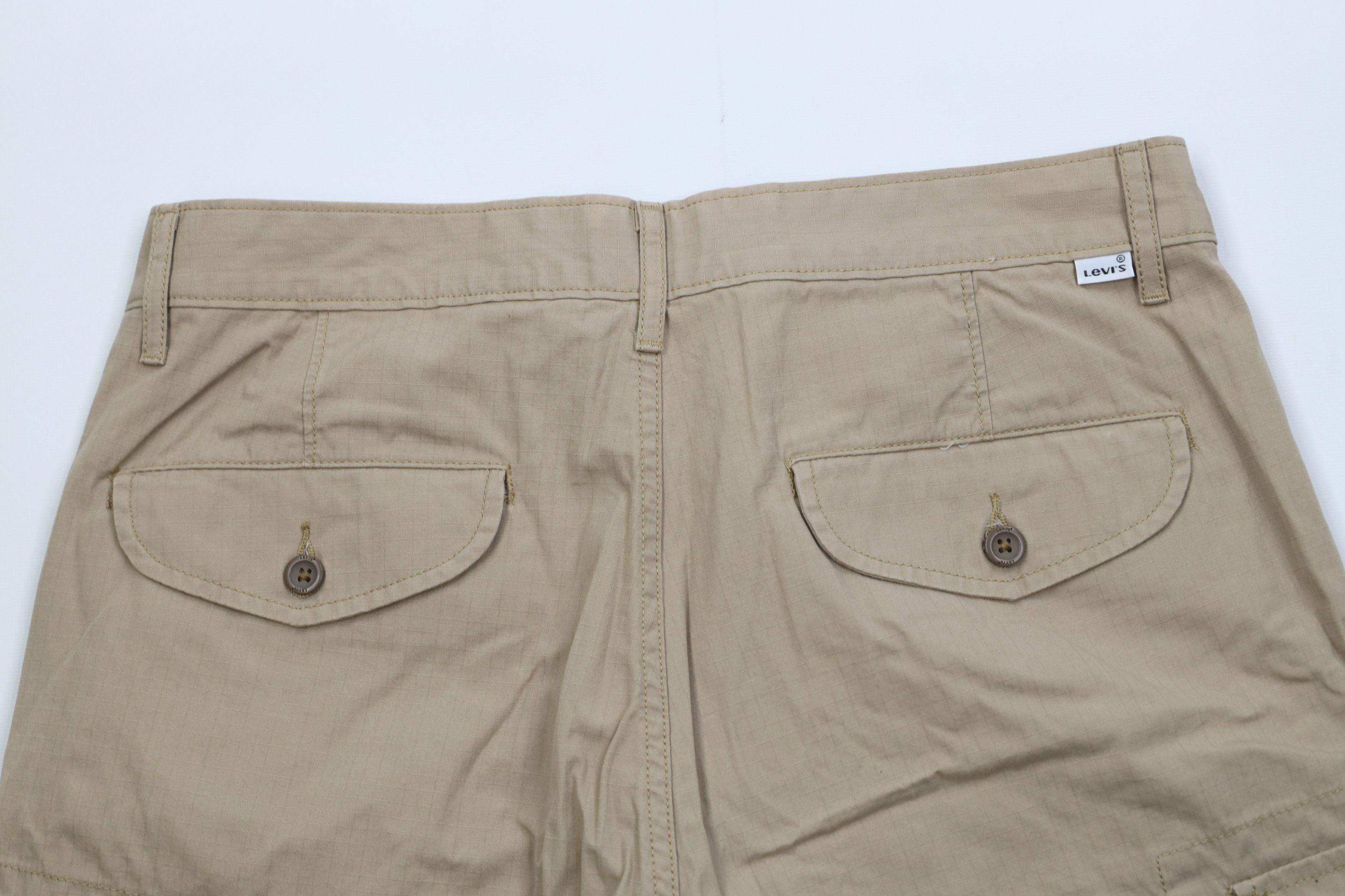 Levi's Vintage Y2K Levis Baggy Cargo Shorts Beige Khaki Cotton Size US 32 / EU 48 - 10 Thumbnail