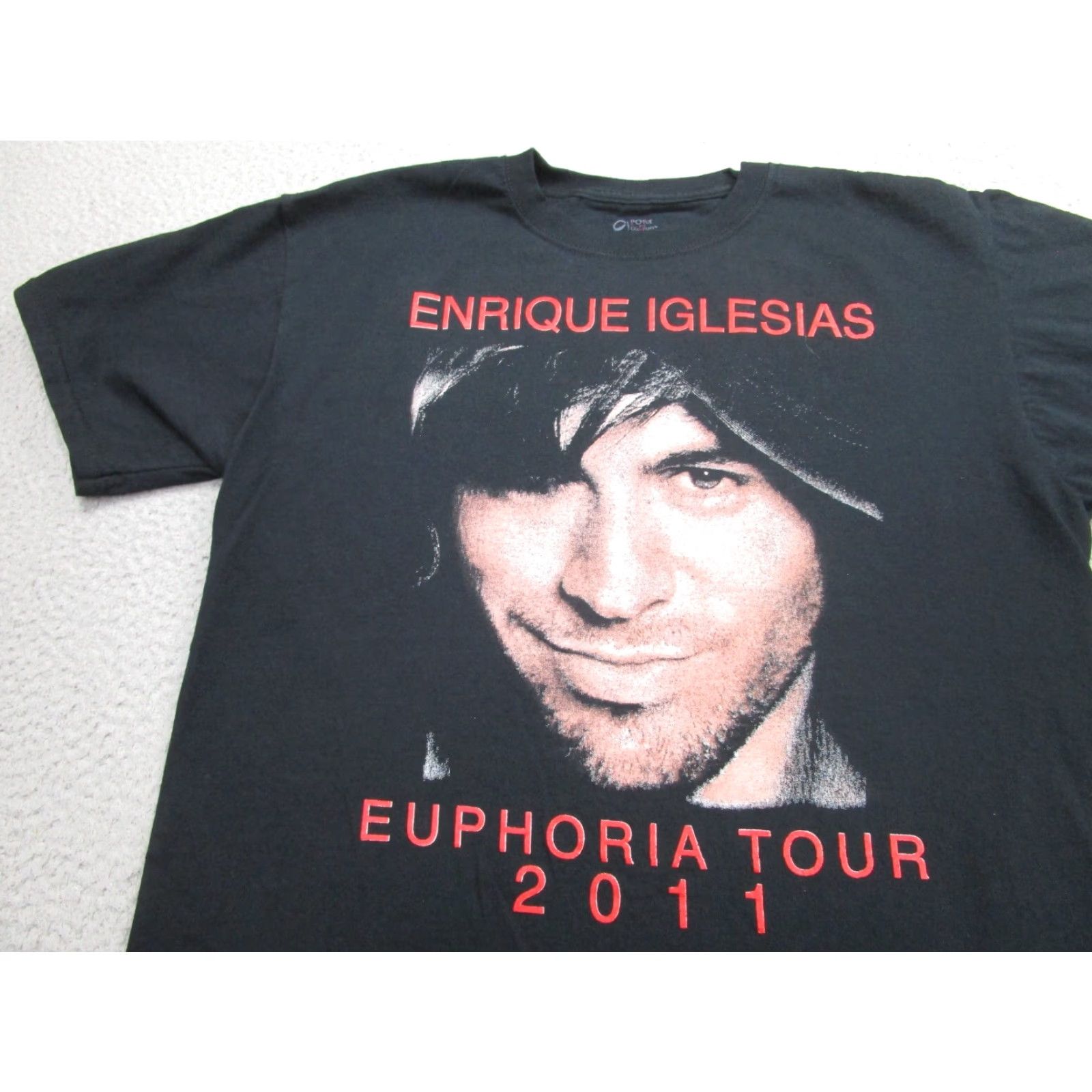 Gildan VINTAGE Enrique Iglesias Graphic Shirt Adult Large Black 2011 Euphoria Tour Mens Size US L / EU 52-54 / 3 - 2 Thumbnail