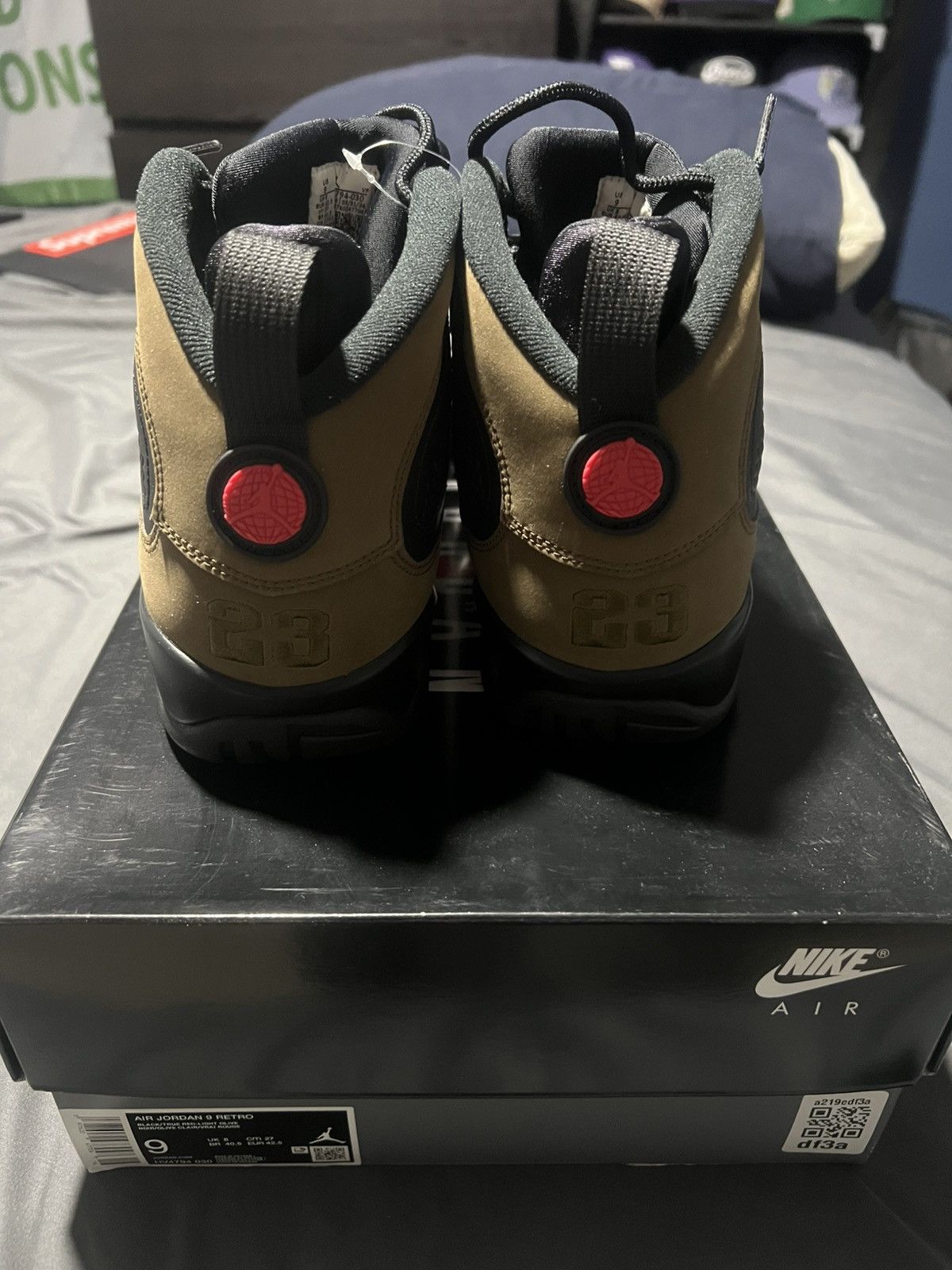 Jordan Brand Jordan Olive 9s Size US 9 / EU 42 - 4 Thumbnail