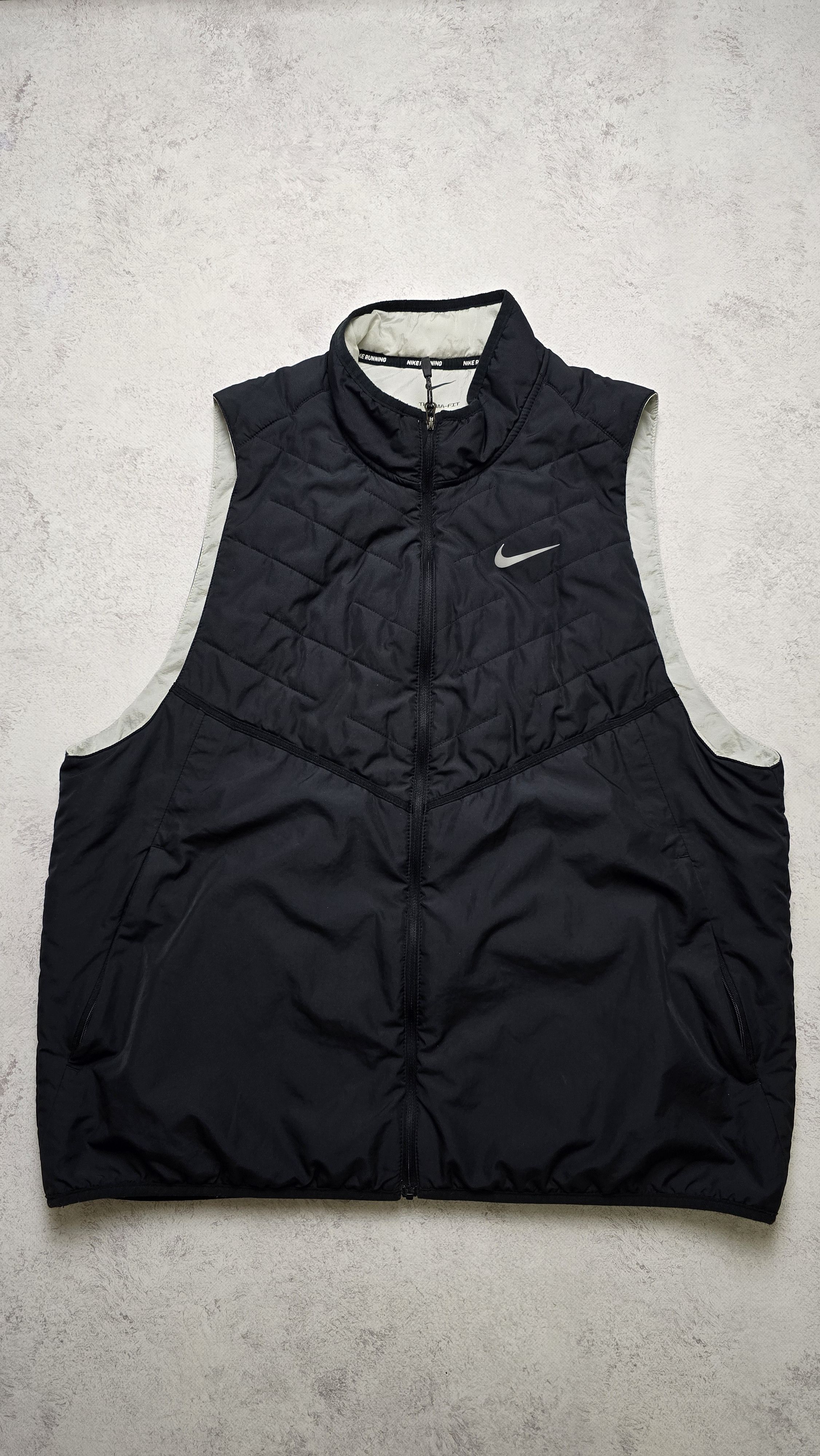 Nike Nike Therma-FIT Repel Running Vest Lightweight DD5647-010 Size US XL / EU 56 / 4 - 1 Thumbnail
