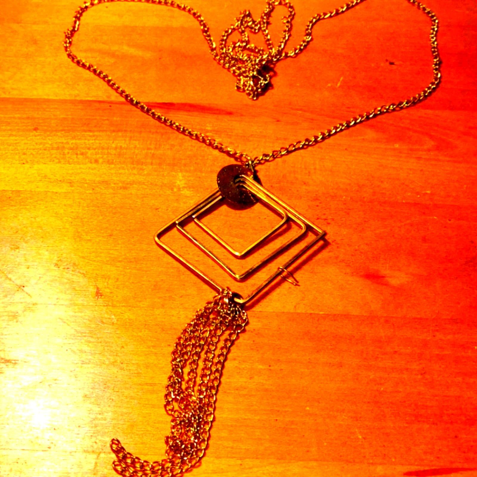 Vintage Vintage gold chain tassel necklace Size ONE SIZE - 1 Thumbnail