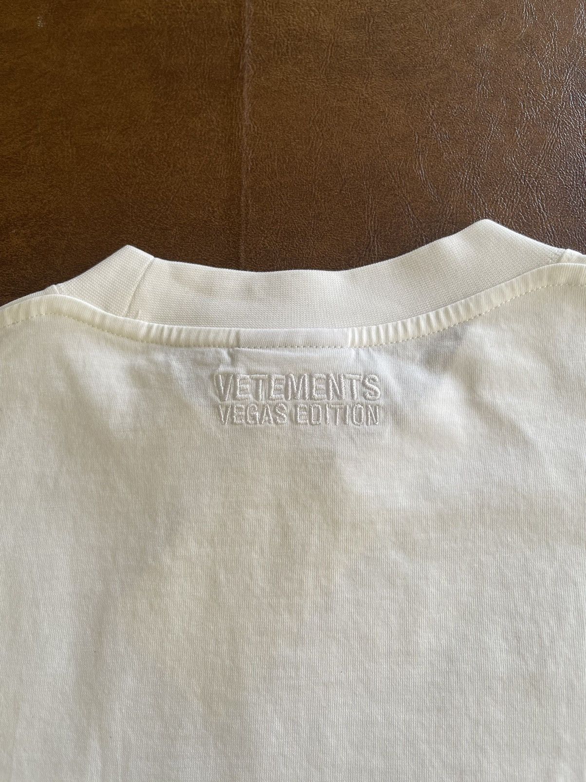 Vetements Las Vegas Edition 1 of 1 Custom ComplexCon Exclusive T-Shirt Size US L / EU 52-54 / 3 - 7 Thumbnail