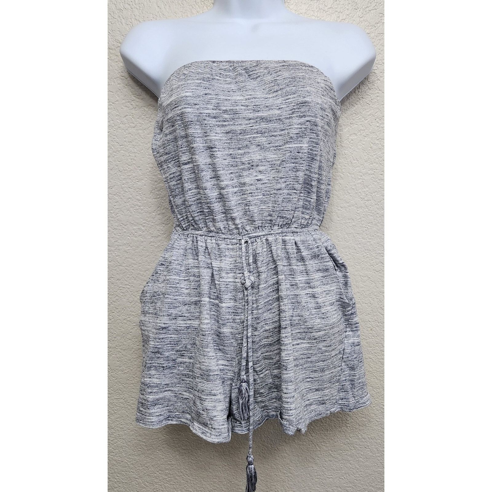 Other Mossimo Supply Co Gray Heathered Strapless Romper XS Size 22" - 1 Thumbnail