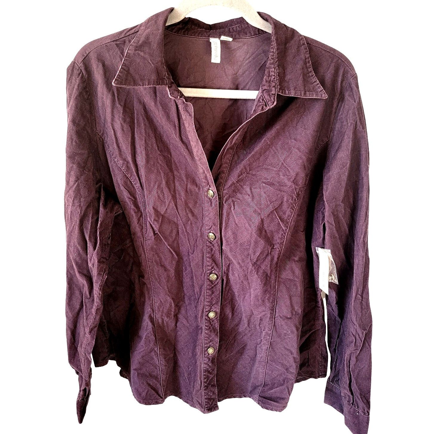 St. Johns Bay St Johns Bay Purple Corduroy Button Down Top Size XL Size XL / US 12-14 / IT 48-50 - 1 Thumbnail
