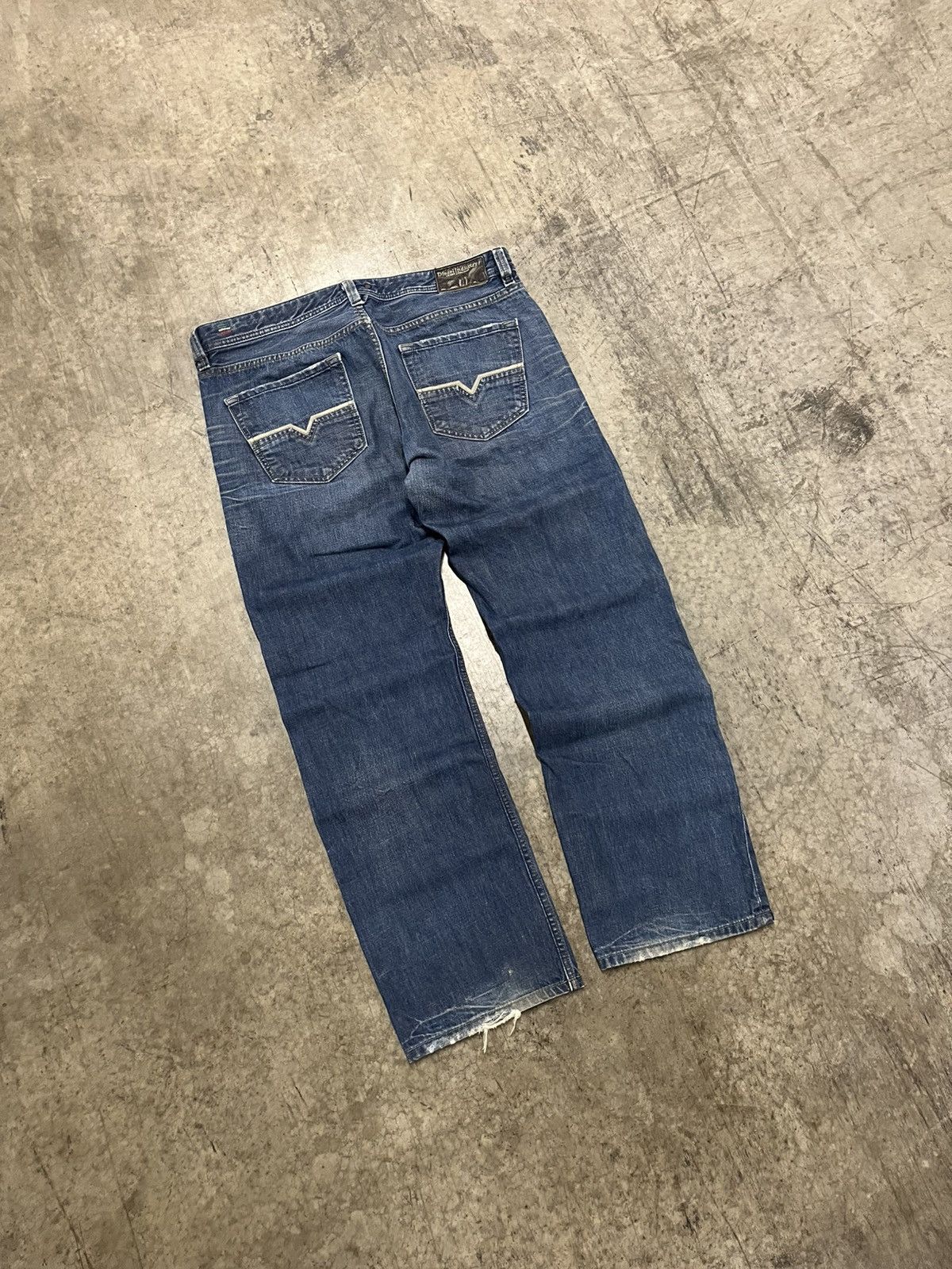 Diesel × Vintage Diesel vintage baggy fit denim jeans hype rare streetwear Size US 36 / EU 52 - 3 Thumbnail