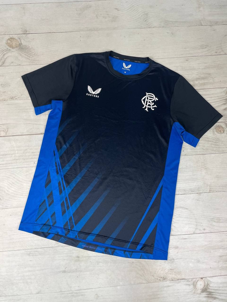 Castore Glasgow Rangers 2022 2023 Training Shirt And Shorts Jersey Size US M / EU 48-50 / 2 - 2 Thumbnail