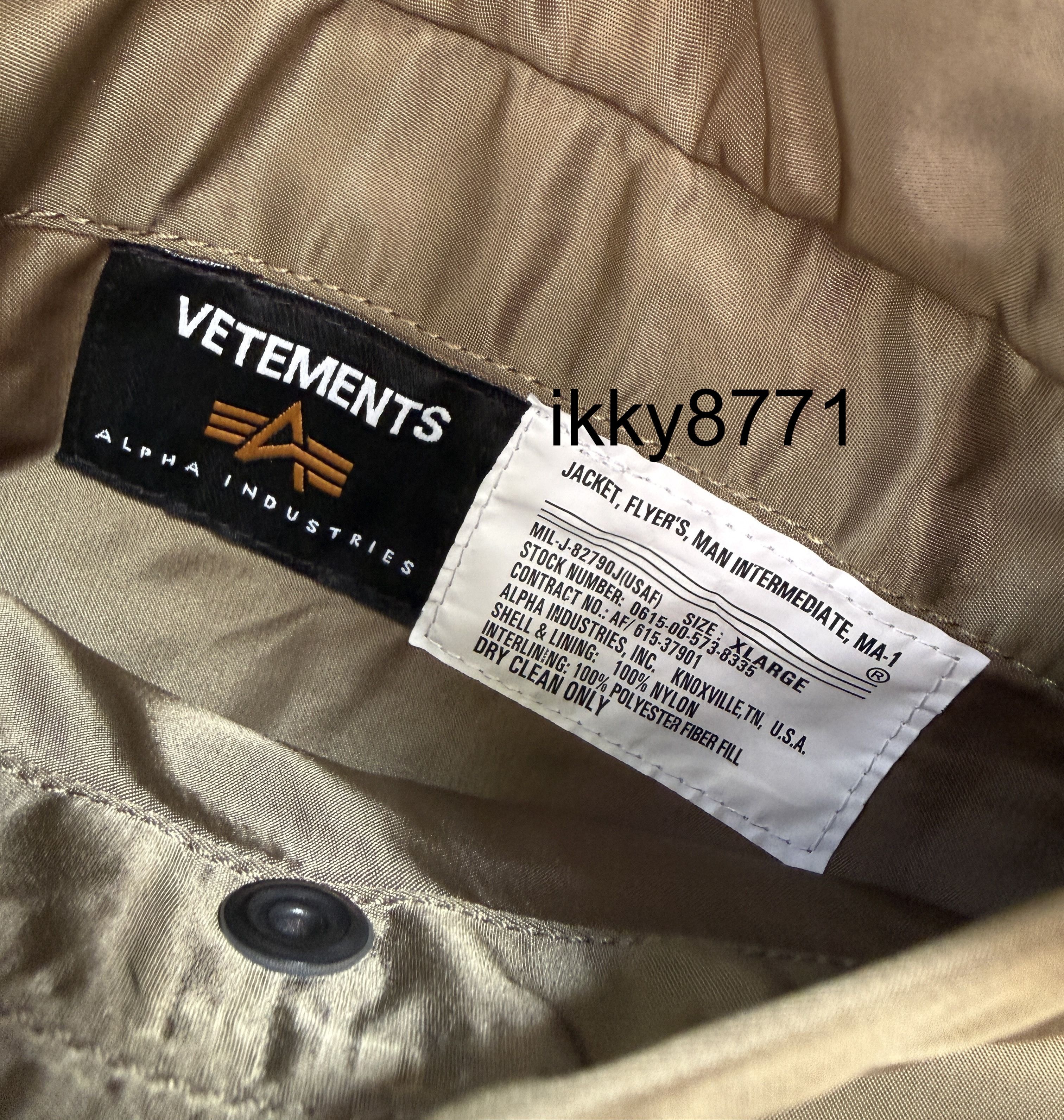 Alpha Industries × Vetements Vetements X Alpha Industries Reversible Bomber Size US XL / EU 56 / 4 - 7 Thumbnail