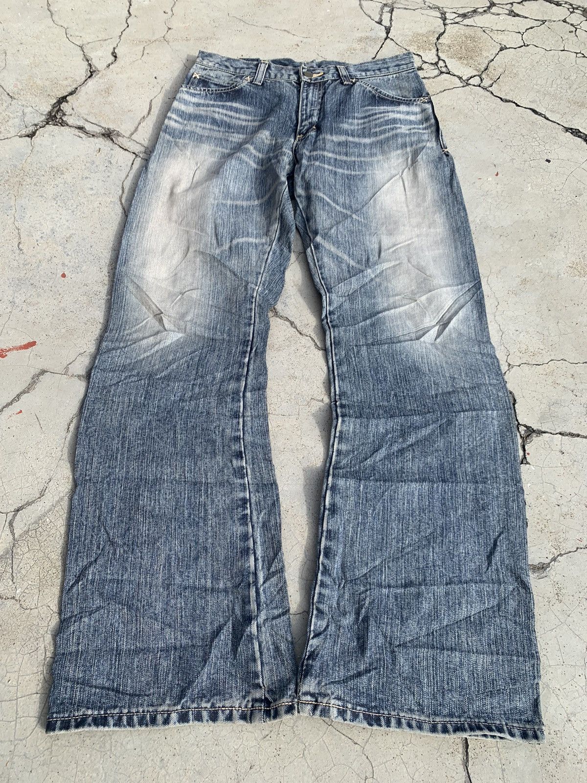 Lee Vintage 90s Flared Lee Faded Blue Jeans. Size US 31 - 4 Thumbnail