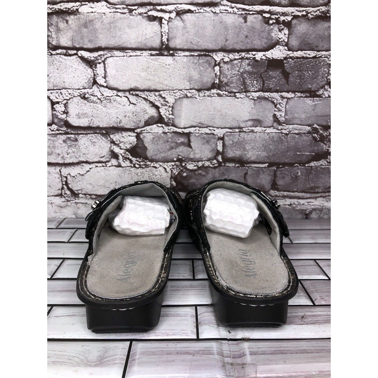 Other Alegria PEG 780 Black Silver Mosaic Leather Platform Slides Size US 10.5 / IT 40.5 - 4 Thumbnail