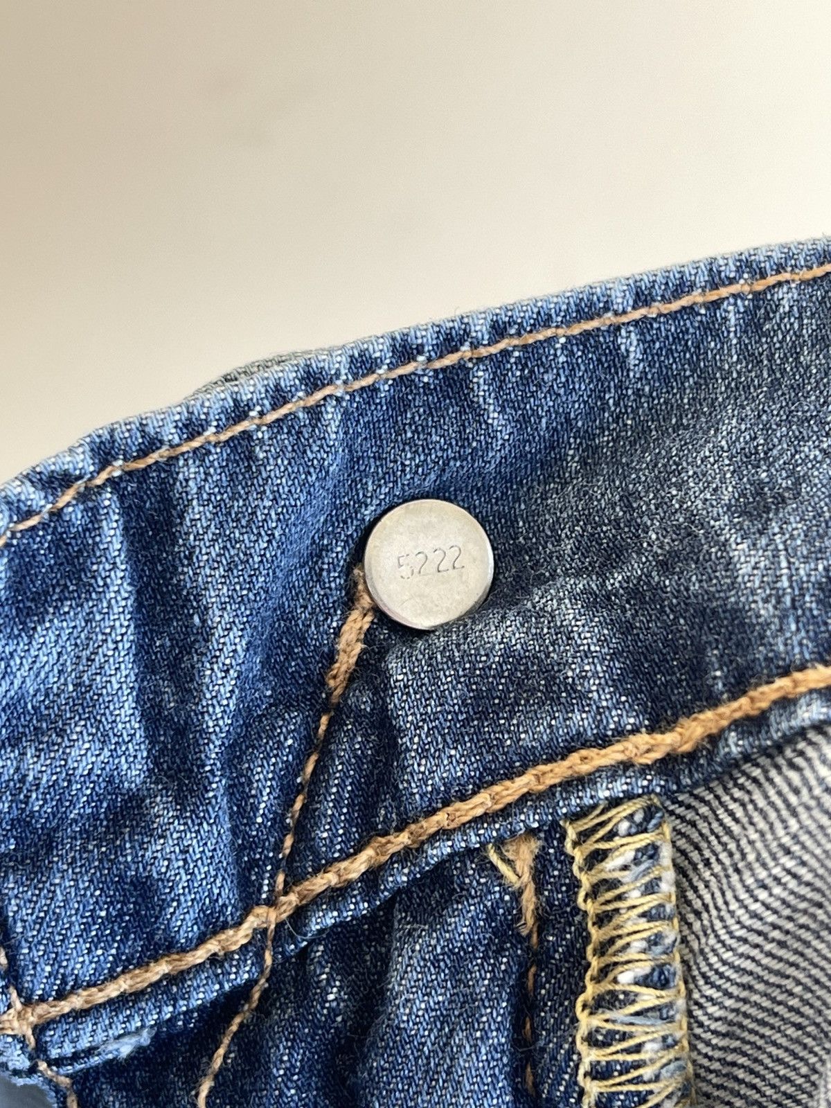Levi's Premium 511 Zip Fly Tapered Slim Fit 5 Pocket Denim Jeans Size US 32 / EU 48 - 12 Thumbnail
