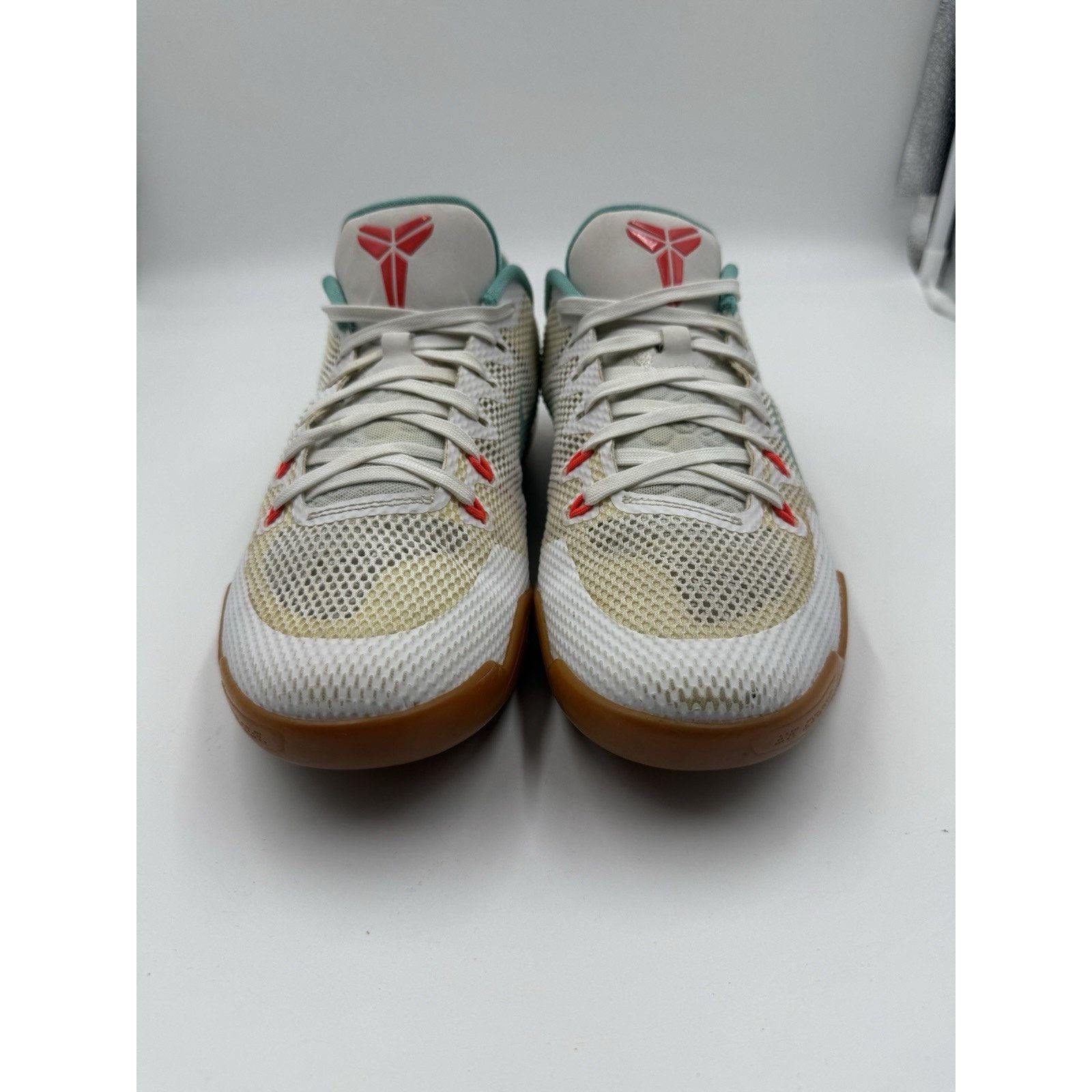 Nike Size 9 - Nike Kobe 11 Summer - 836183-103 Impossible To Find Size US 9 / EU 42 - 1 Thumbnail