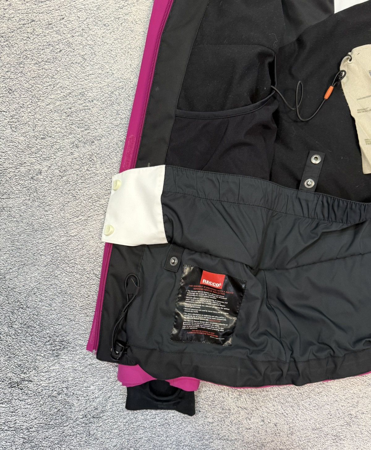 KJUS KJUS Women Ski Jacket Dermizax EV Primaloft Recco Pink XL/42 Size XL / US 12-14 / IT 48-50 - 12 Thumbnail