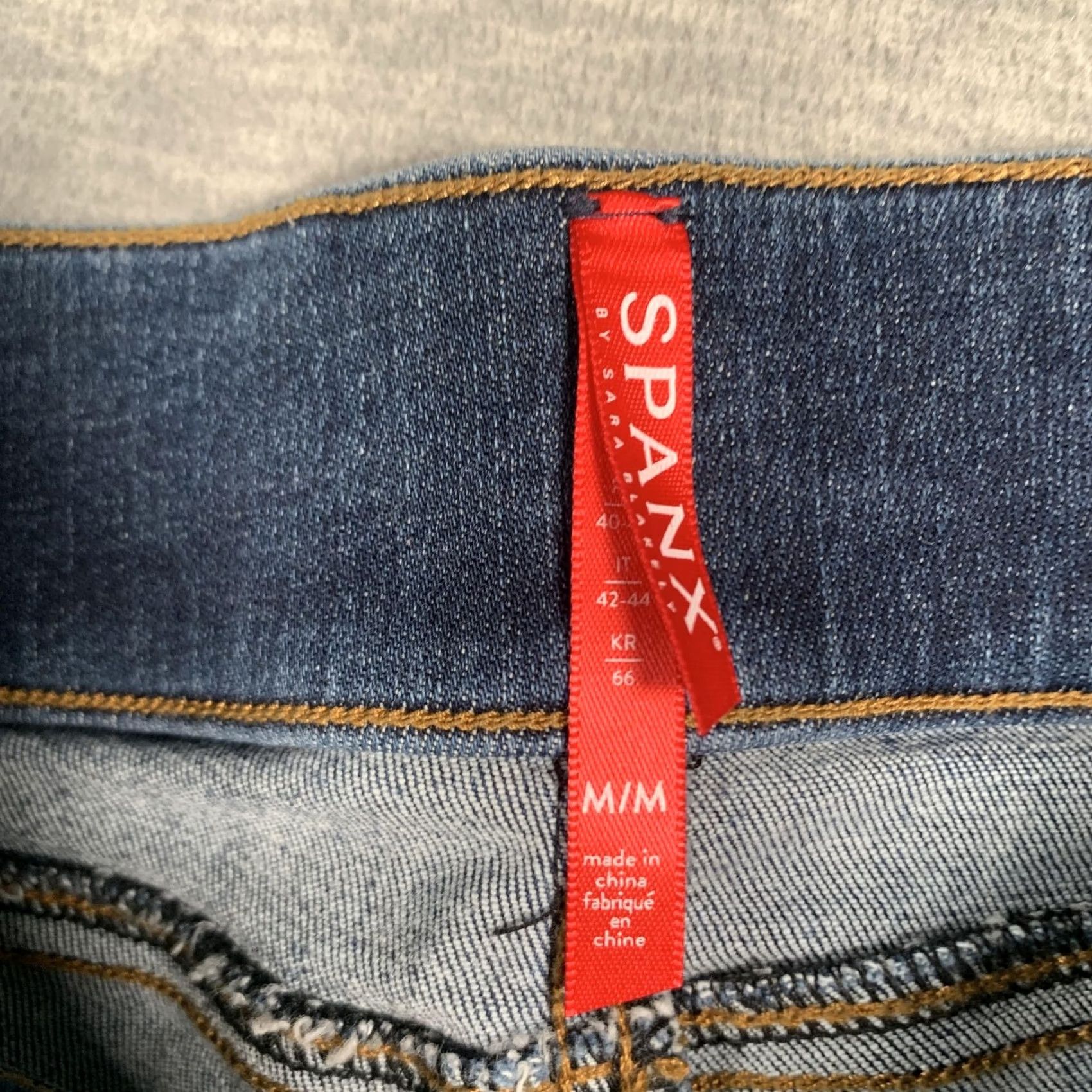 Spanx Spanx Jeans Womens Medium Blue Distressed Frayed Hem Skinny Stretch Denim Pants Size 32" / US 10 / IT 46 - 5 Thumbnail
