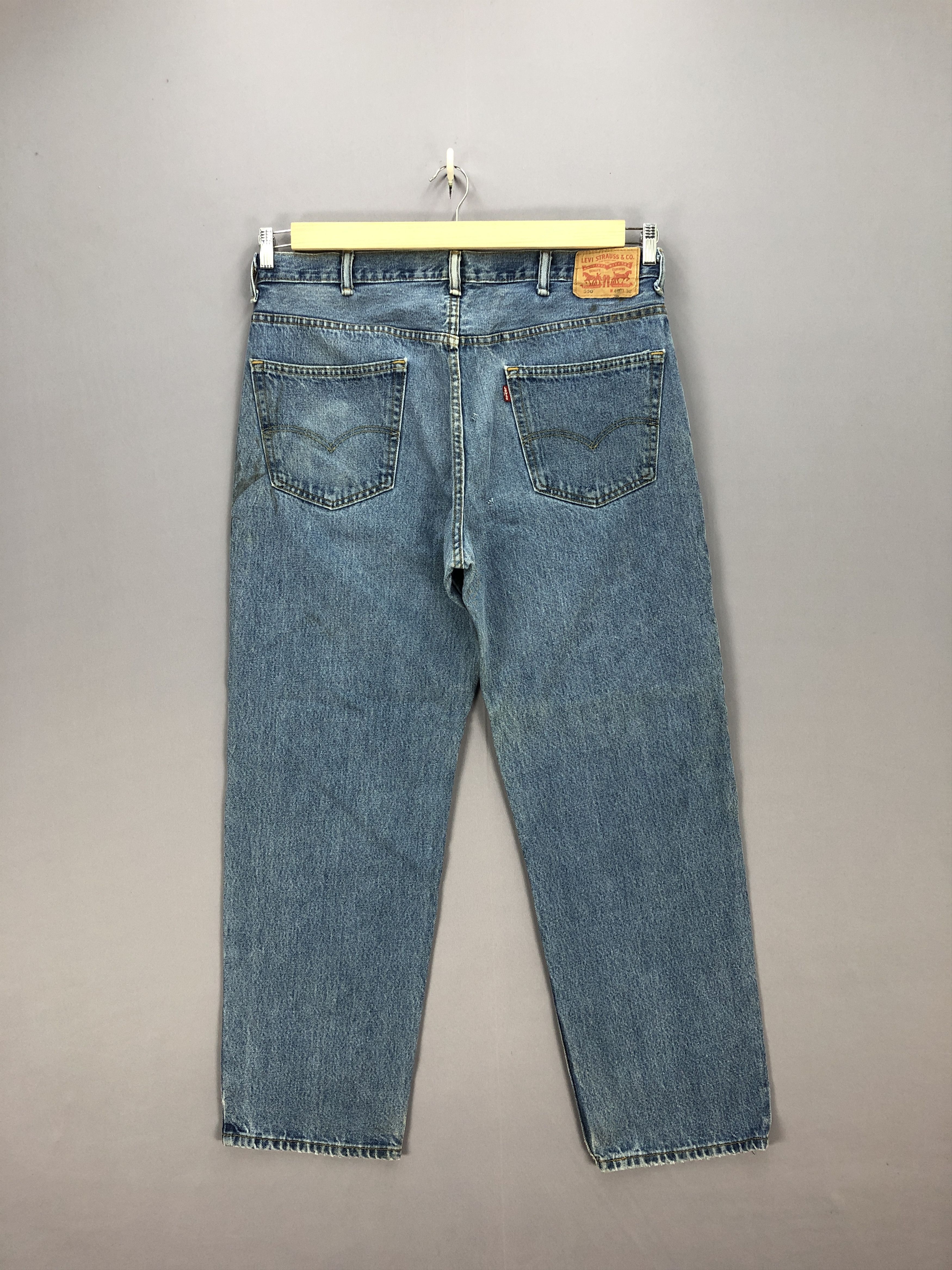Levi's Vintage Levis Dirty Jeans Levis 550 Faded Blue Denim Size US 38 / EU 54 - 2 Thumbnail