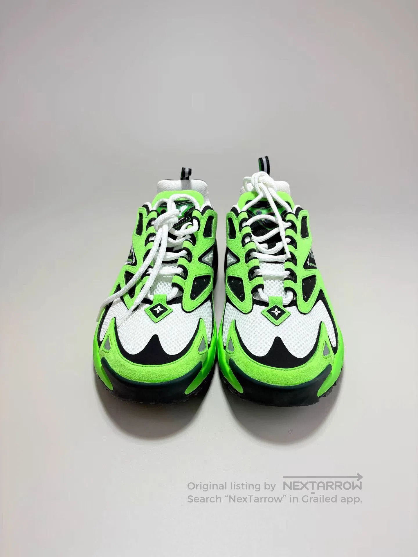 Louis Vuitton Green Low. Size US 7 / EU 40 - 3 Thumbnail