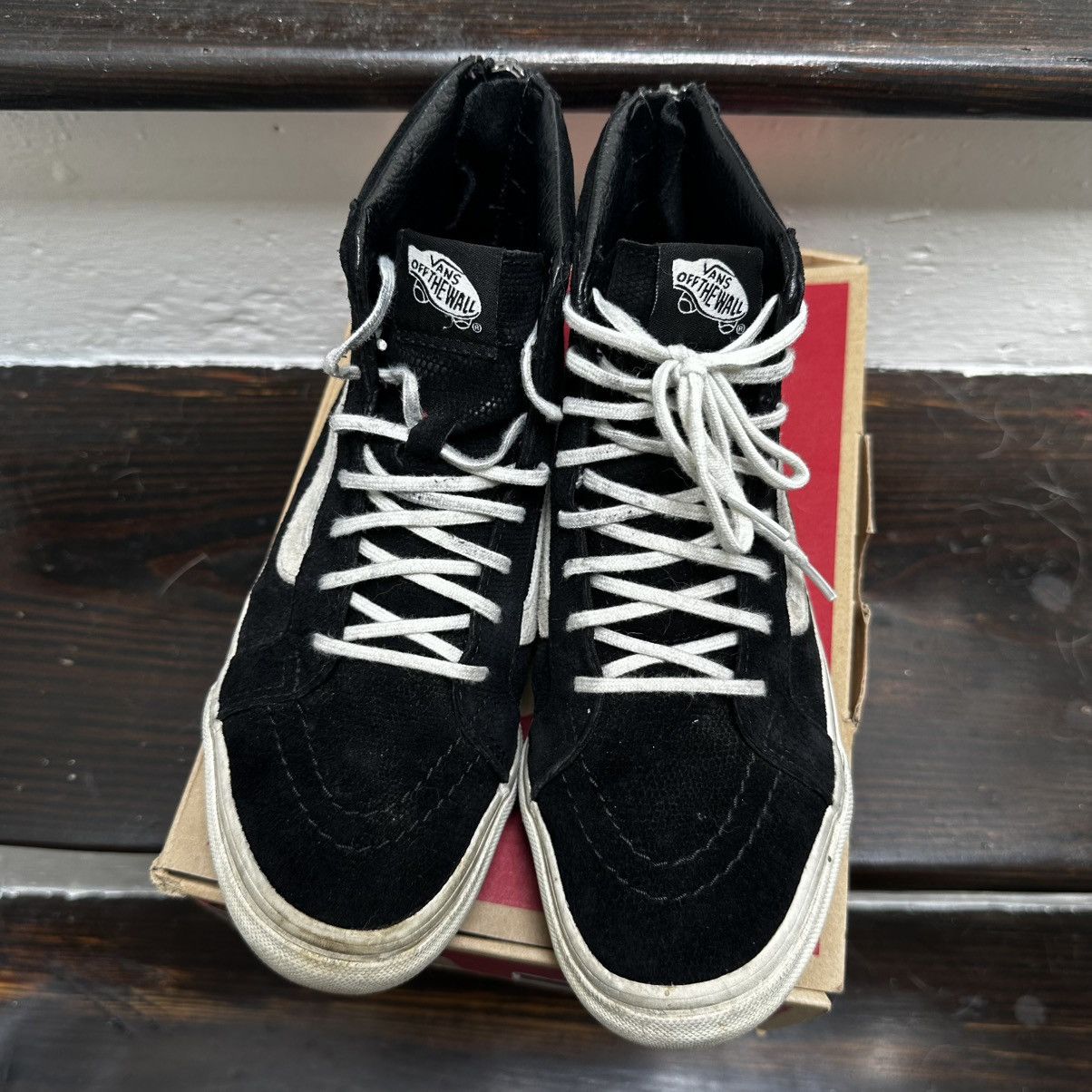 Vans Vans Sk8-hi Slim Zip Lizard Emboss Black Suede Scotchguard Size US 6 / IT 36 - 4 Thumbnail