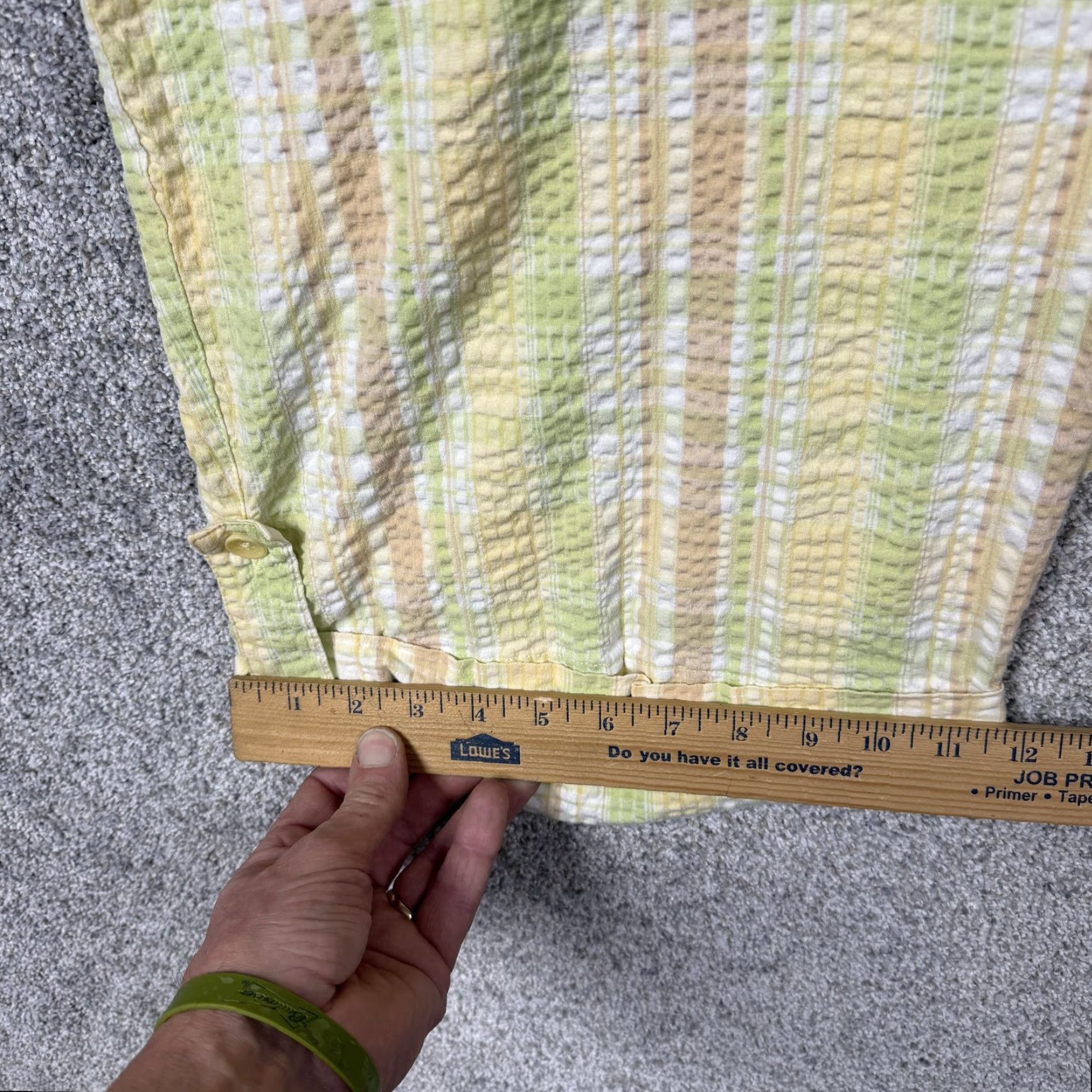 Denim & Co. Denim & Co Bermuda Shorts Womens 1X Plus Yellow Plaid Seersucker Summer Casual Preppy Seersucker Bermuda Shorts 1X Womens Yellow plaid Size 40" / US 18 - 4 Thumbnail