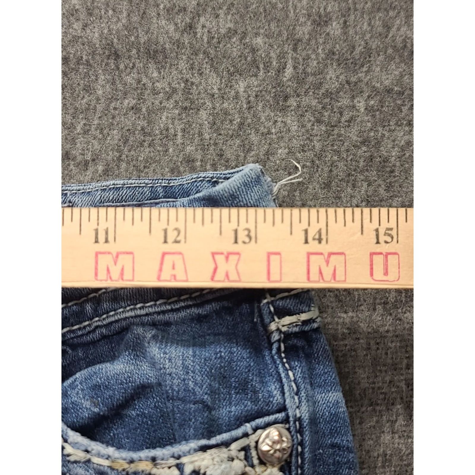 Miss Me VINTAGE Miss Me Jeans Womens 26x30 Skinny Fit Signature Rise Distressed Stretch Thrashed Jeans Blue 5-Pocket Design Women Boys Girls Mens Size 26" / US 2 / IT 38 - 4 Thumbnail