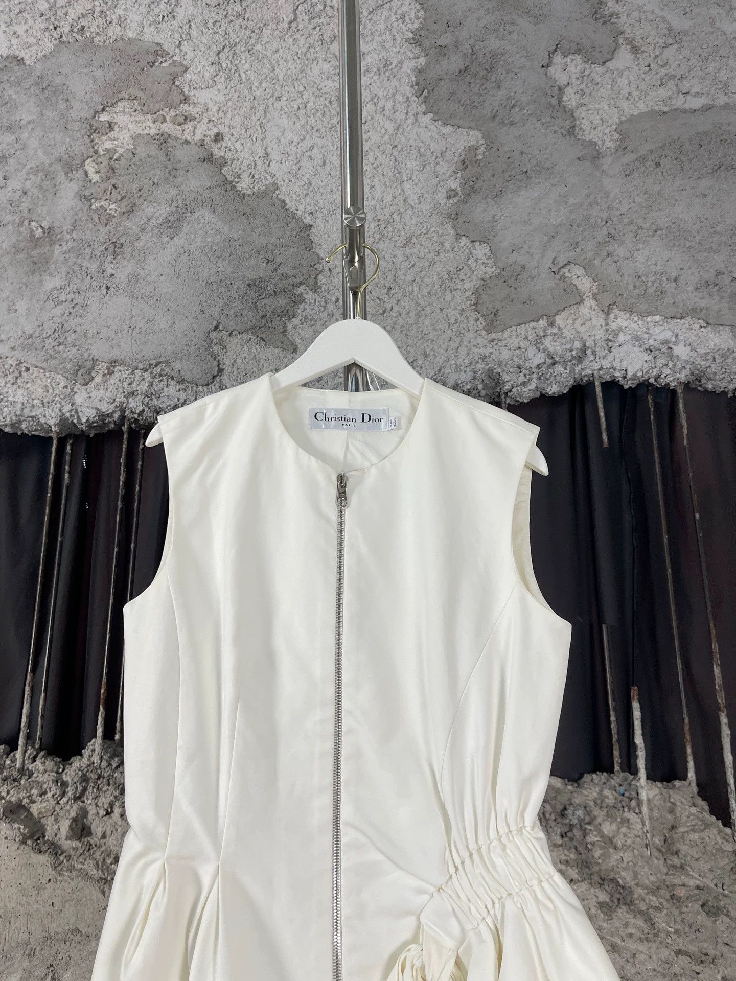 Dior Dior Sleeveless Bow Detail Jacket 38 New Size S / US 4 / IT 40 - 3 Thumbnail