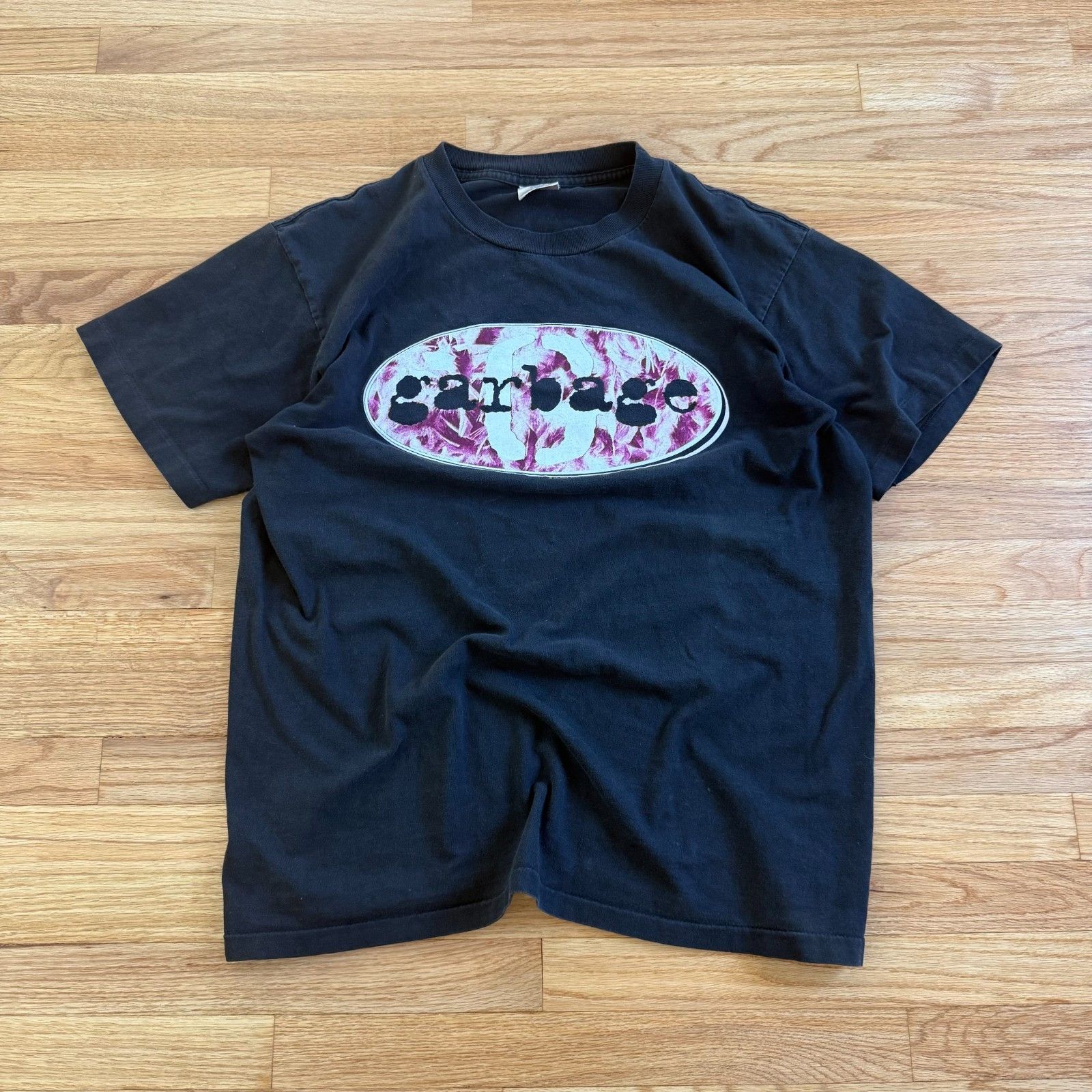 Vintage Vintage 1995 Garbage Band Tee Single Stitch Large Size US L / EU 52-54 / 3 - 1 Thumbnail