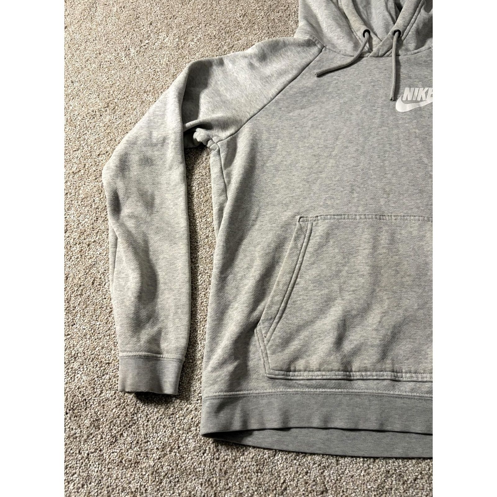 Nike Nike Club Fleece Hoodie Mens Small Gray Pullover Swoosh Sweatshirt CI1192-050 Size US S / EU 44-46 / 1 - 2 Thumbnail