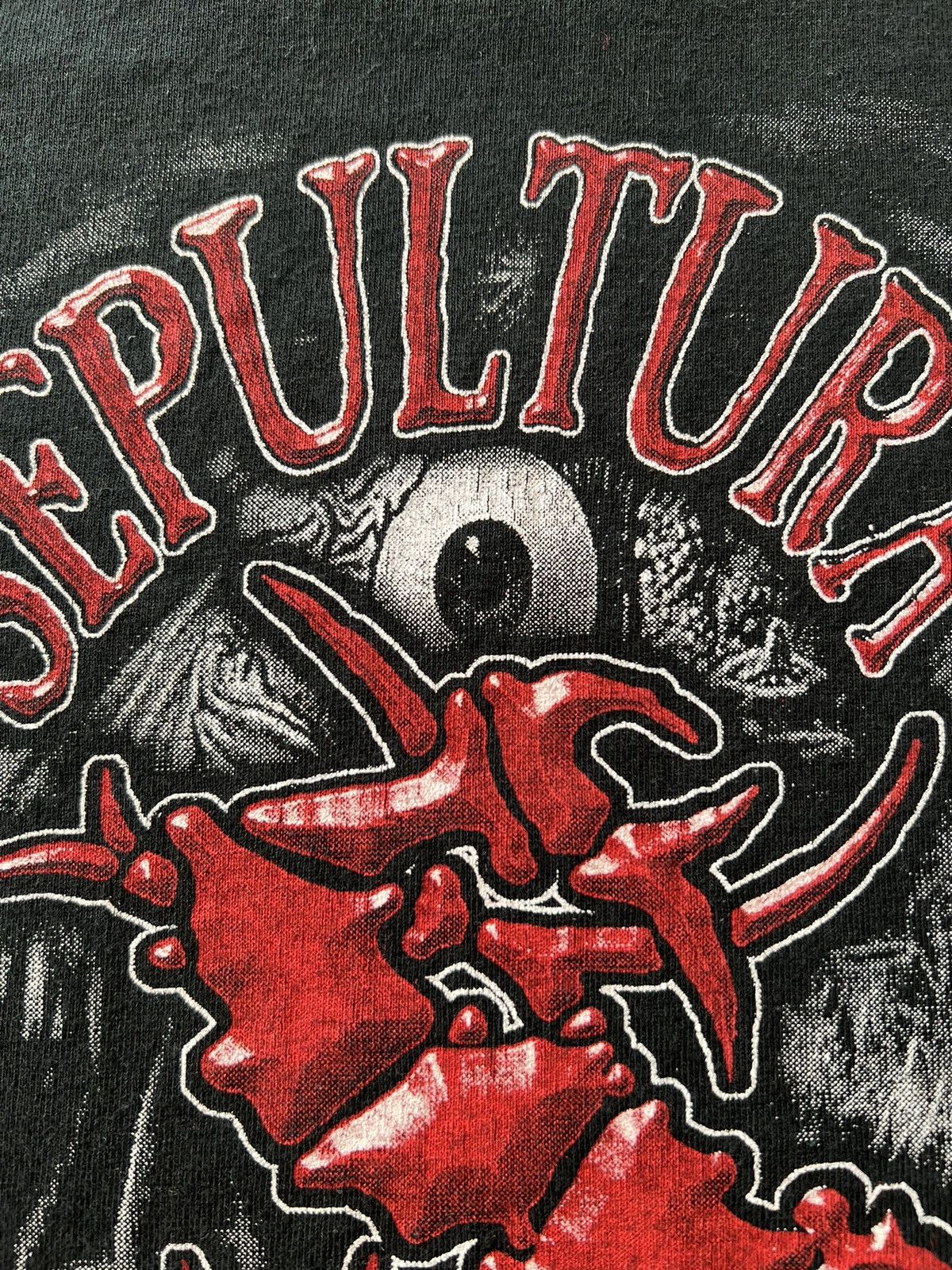 Band Tees Vintage 2000s Sepultura Devil Metal Band Black Tee Size US XL / EU 56 / 4 - 12 Thumbnail