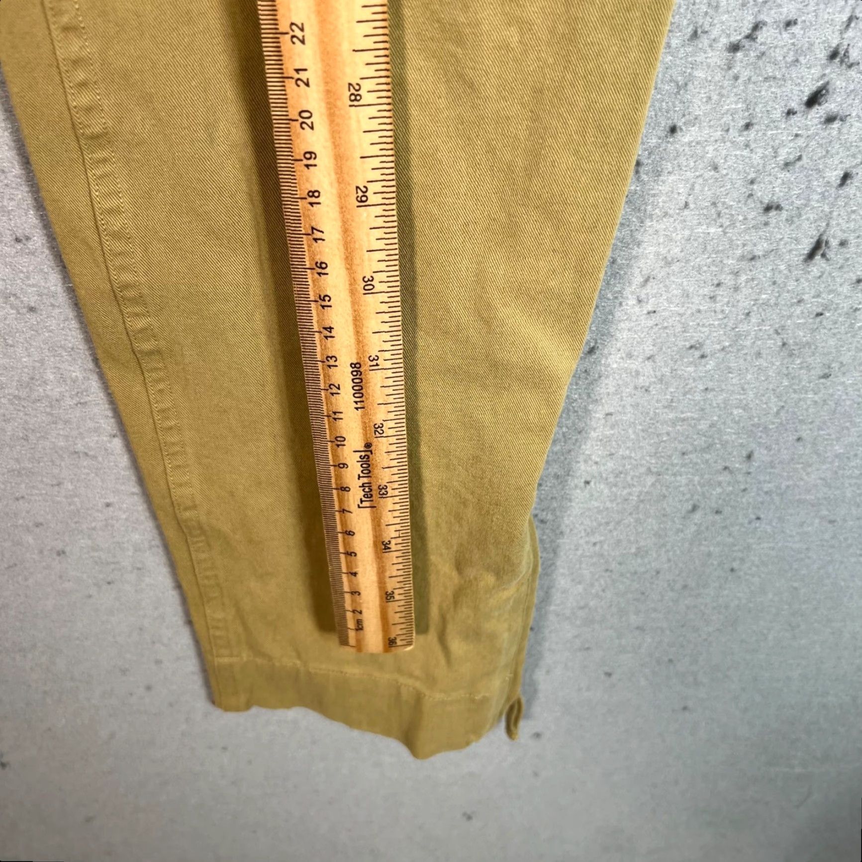 Ralph Lauren VINTAGE Ralph Lauren Purple Label Tan Cargo Pants Mens 30 Slim Fit Cotton 100% Inseam 30 Size US 30 / EU 46 - 5 Thumbnail
