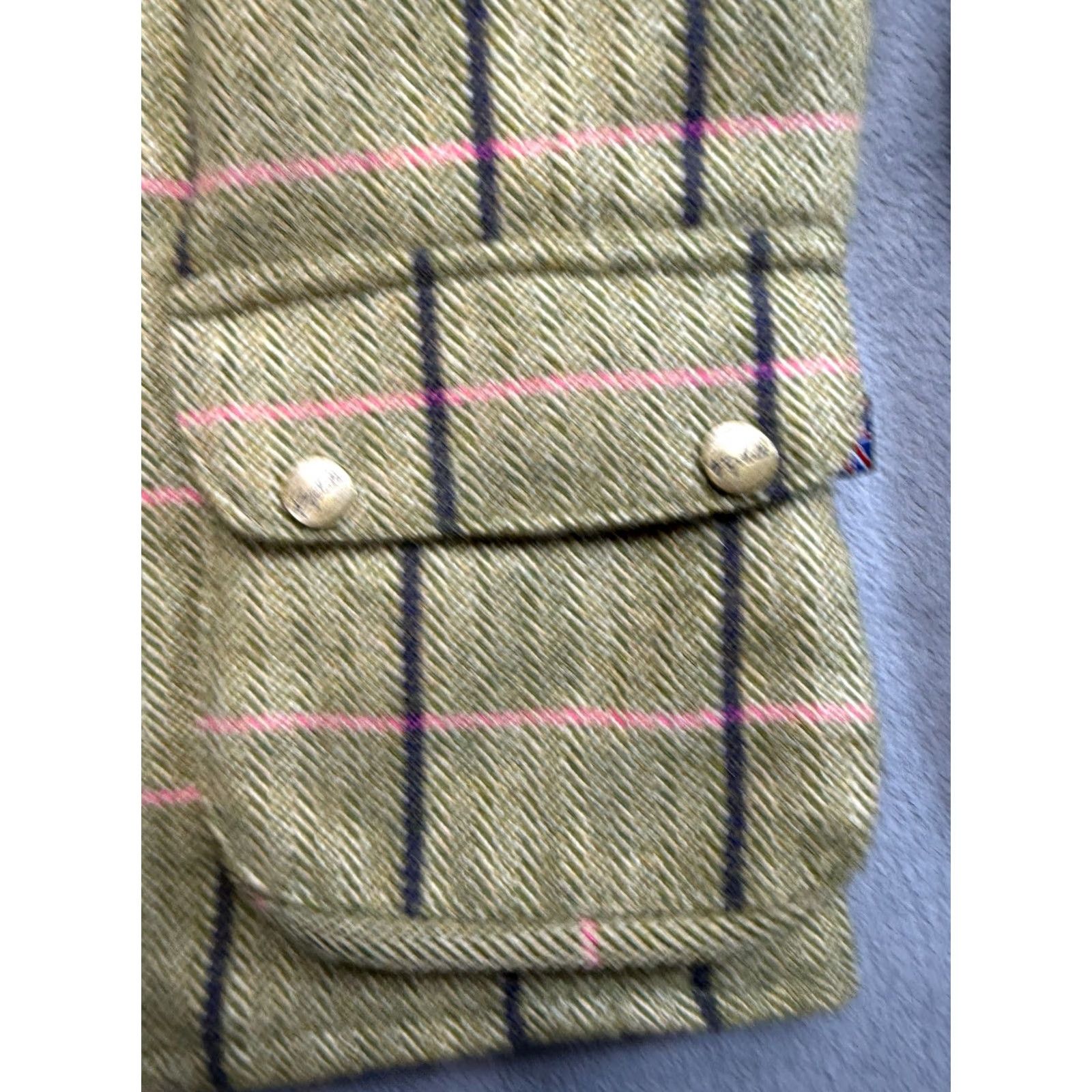 Vintage Rydale Jacket Women 32 Green Wool 60% Wool Basic Jacket Countries Style Adult Women Credible Shipping Details: 60% Wool Colour Green 32 Regular Size Size XXS / US 00 / IT 34 - 2 Thumbnail