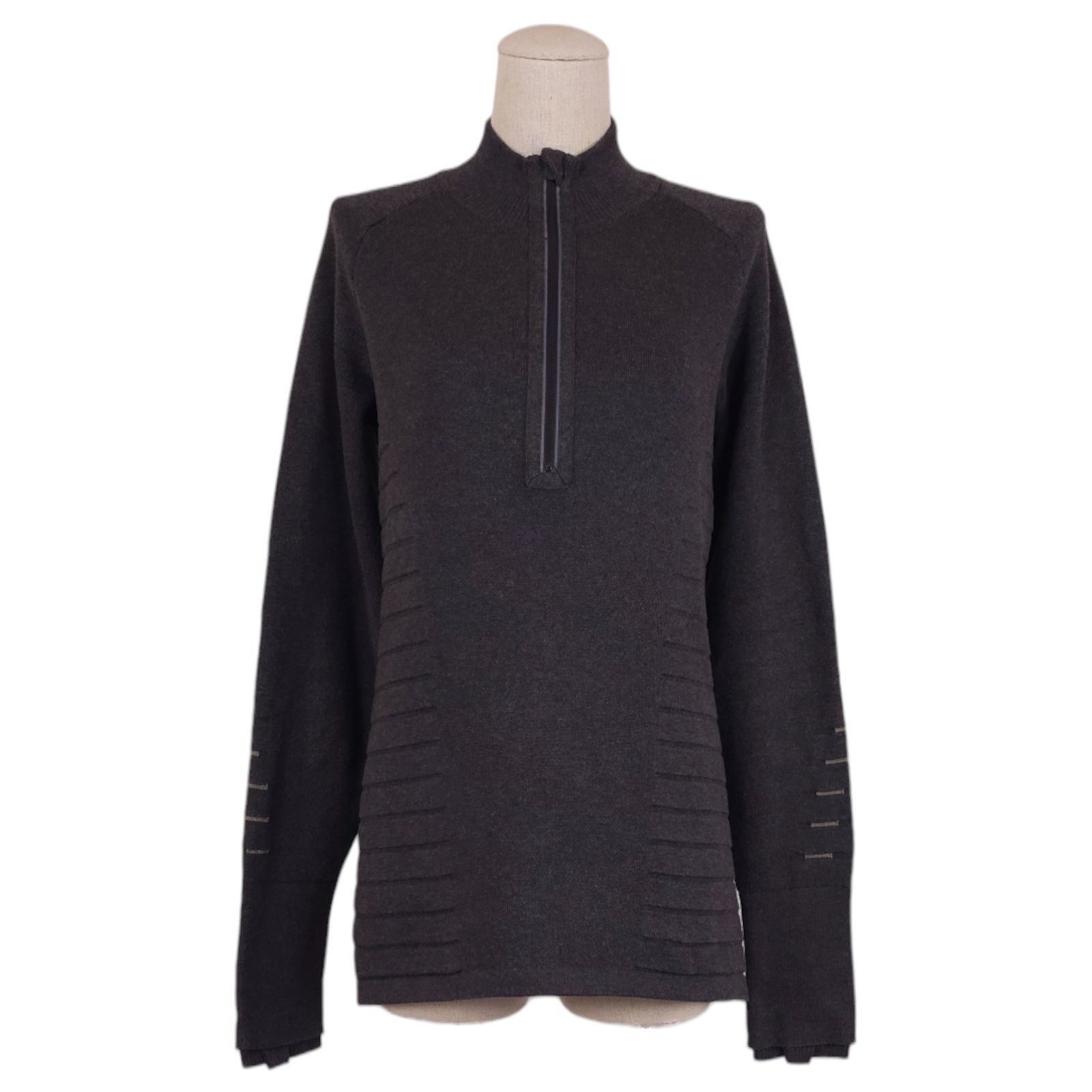 Lululemon Lululemon Lightning Bold 1/2 Zip Heathered Graphite Gray M Size M / US 6-8 / IT 42-44 - 1 Thumbnail