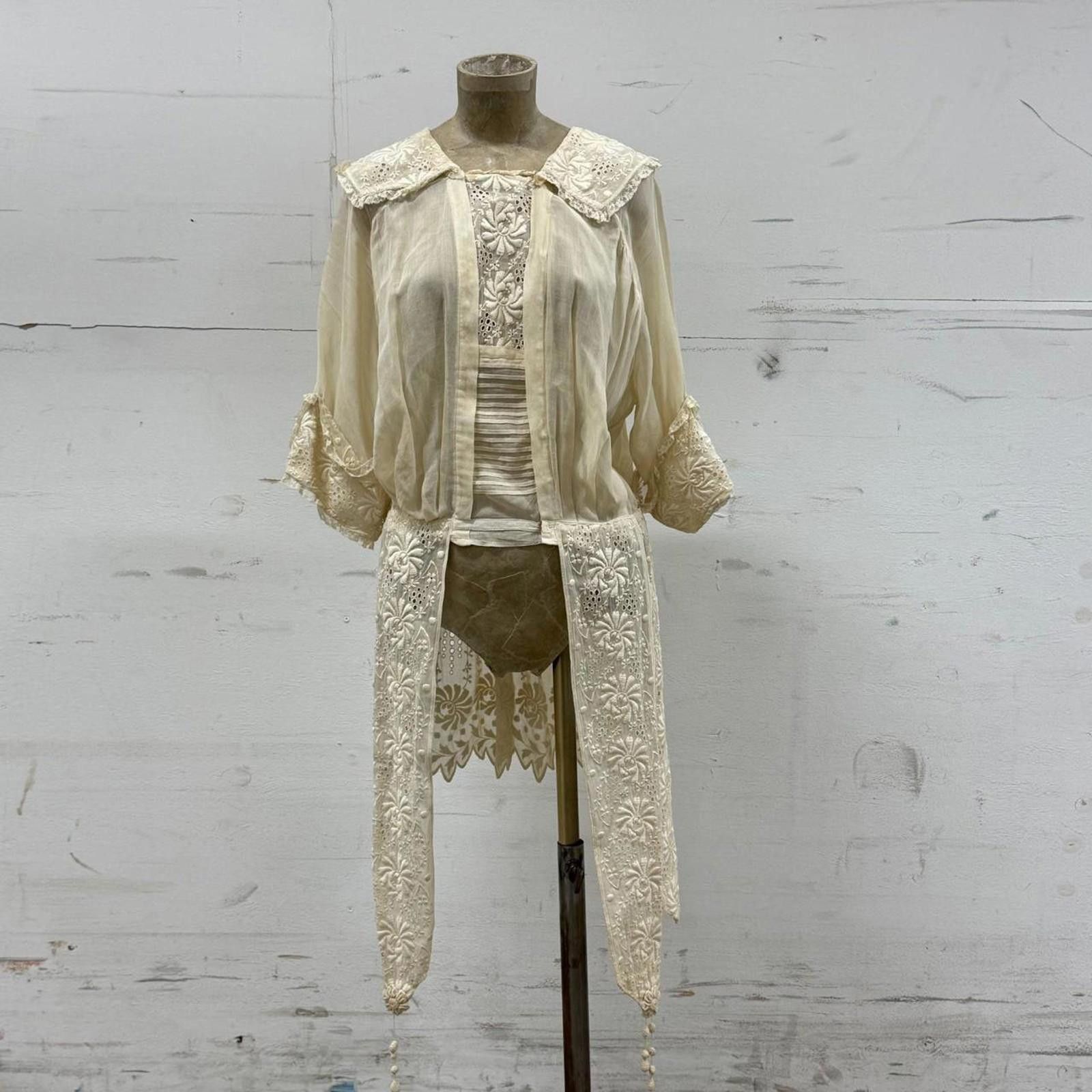 Other RARE Antique Edwardian White Broderie Tea Robe Jacket Size S / US 4 / IT 40 - 2 Thumbnail