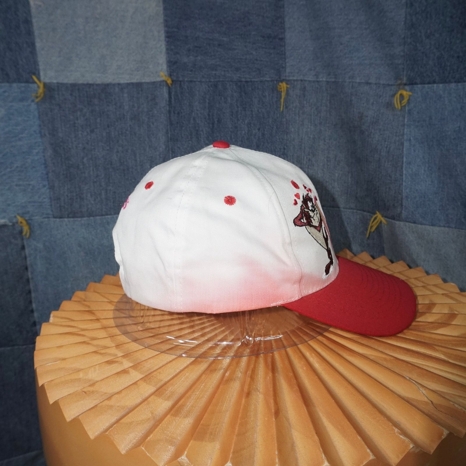 Warner Bros OSFA - Vintage Y2K Tasmanian devil hearts TAZ Embroider hat Size ONE SIZE - 4 Thumbnail