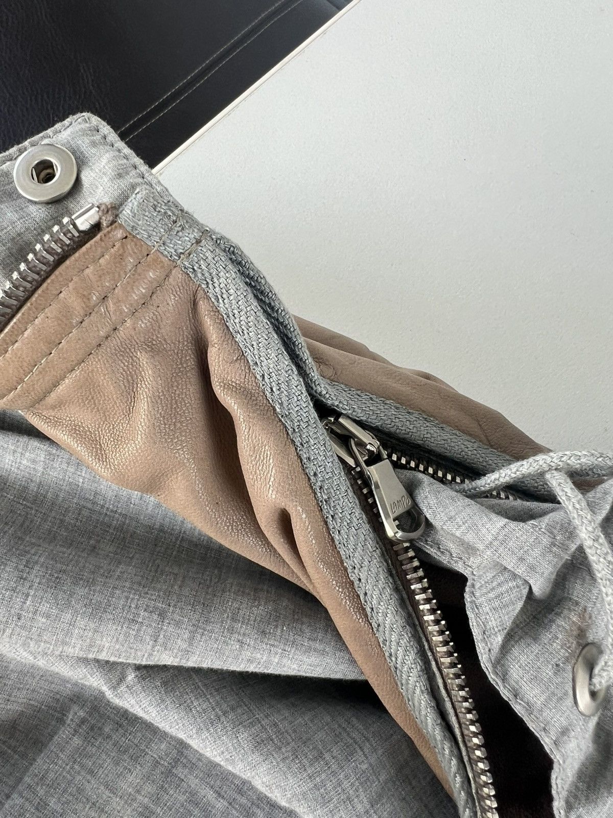Brunello Cucinelli Brunello Cucinelli Elephant Beige Leather Bomber Jacket Size XL / US 12-14 / IT 48-50 - 21 Thumbnail
