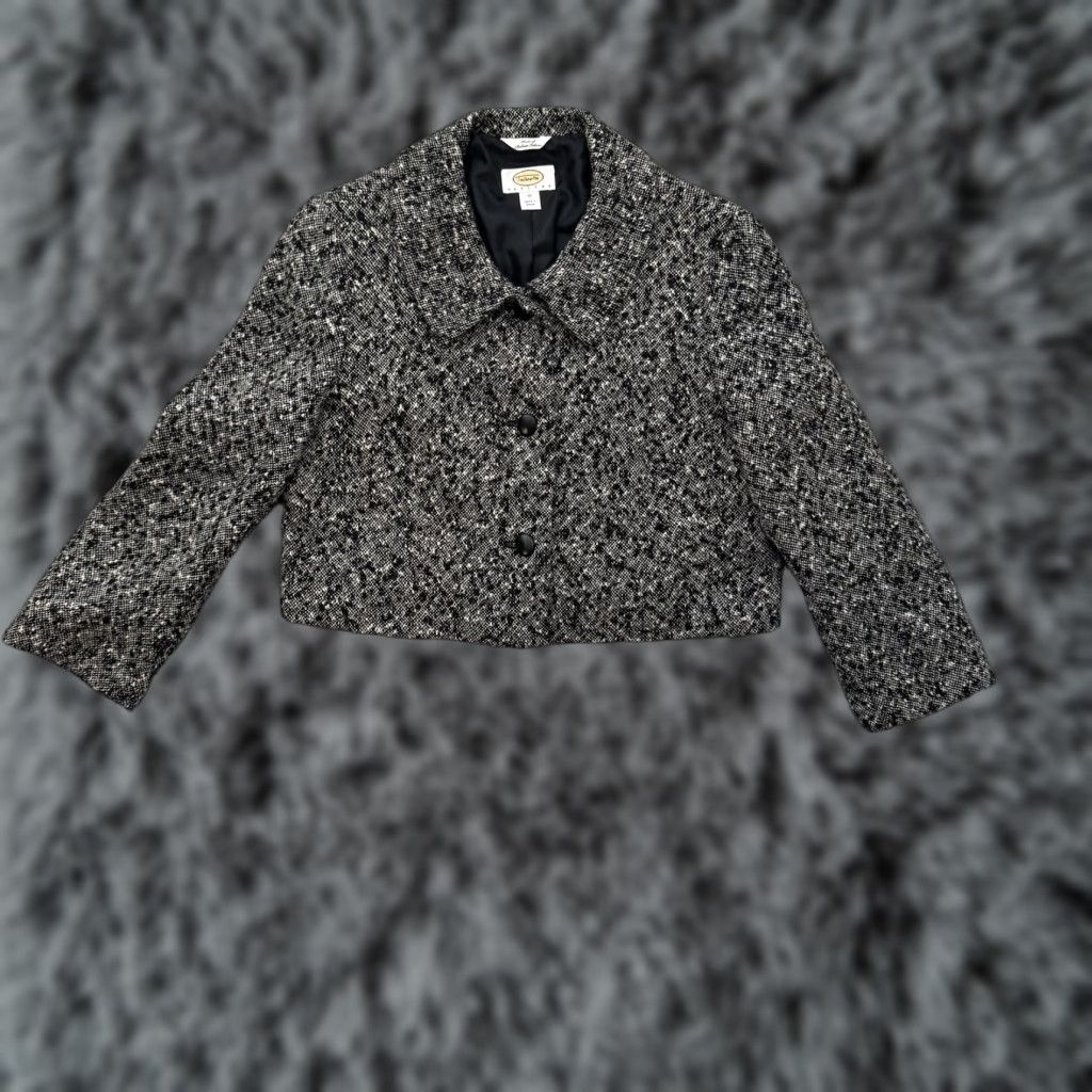 Talbots VINTAGE Talbots Blazer Petite 10 Wool Tweed Herringbone Gray 90s Y2K Classic Preppy Womens Size L / US 10 / IT 46 - 1 Thumbnail