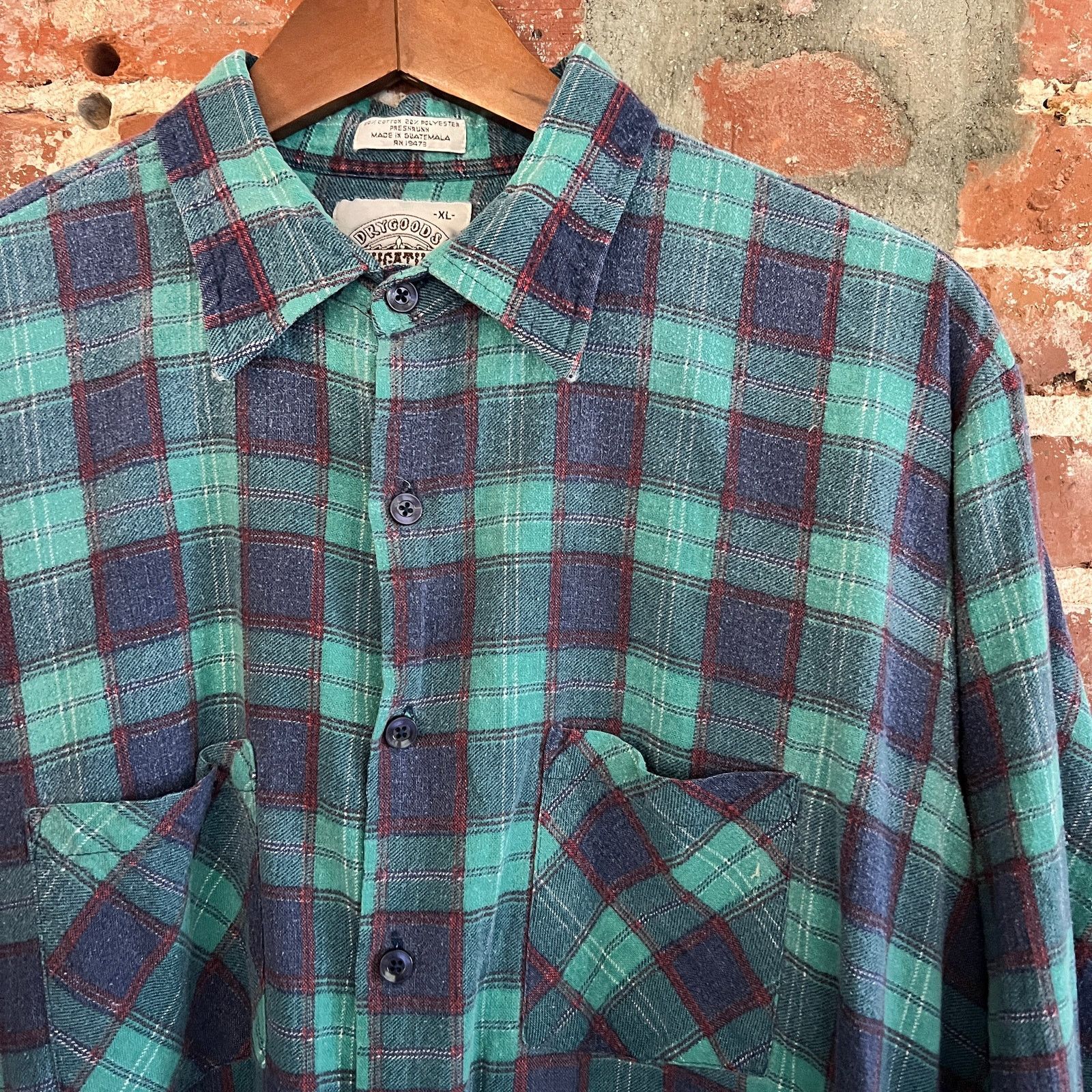 Vintage VTG Saugatuck Men's Flannel Shirt XL 25x29 Size US XL / EU 56 / 4 - 1 Thumbnail