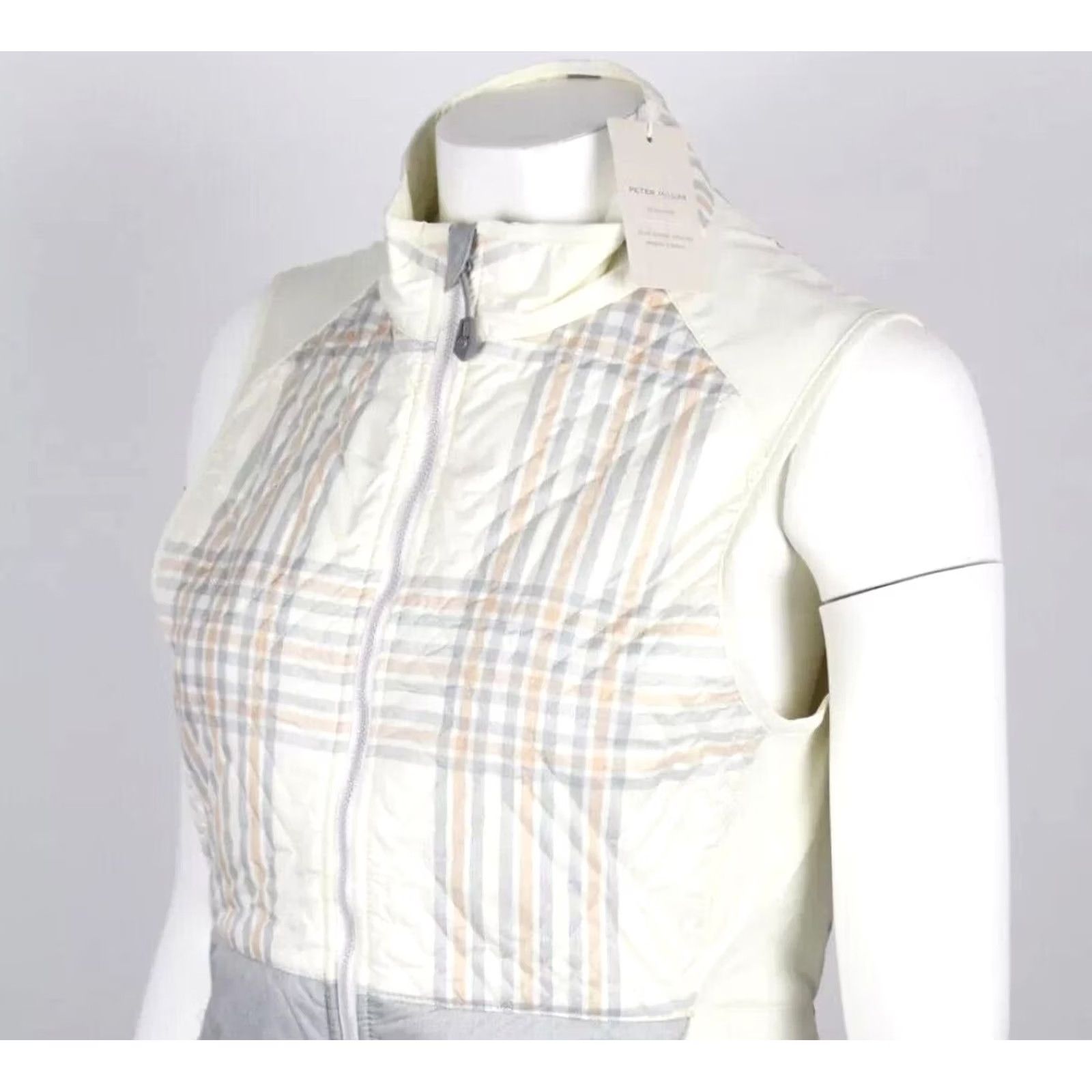 Peter Millar VINTAGE Peter Millar Women's Vest Lizzie Hybrid Golf Size Medium Ivory British Grey Size M / US 6-8 / IT 42-44 - 5 Thumbnail