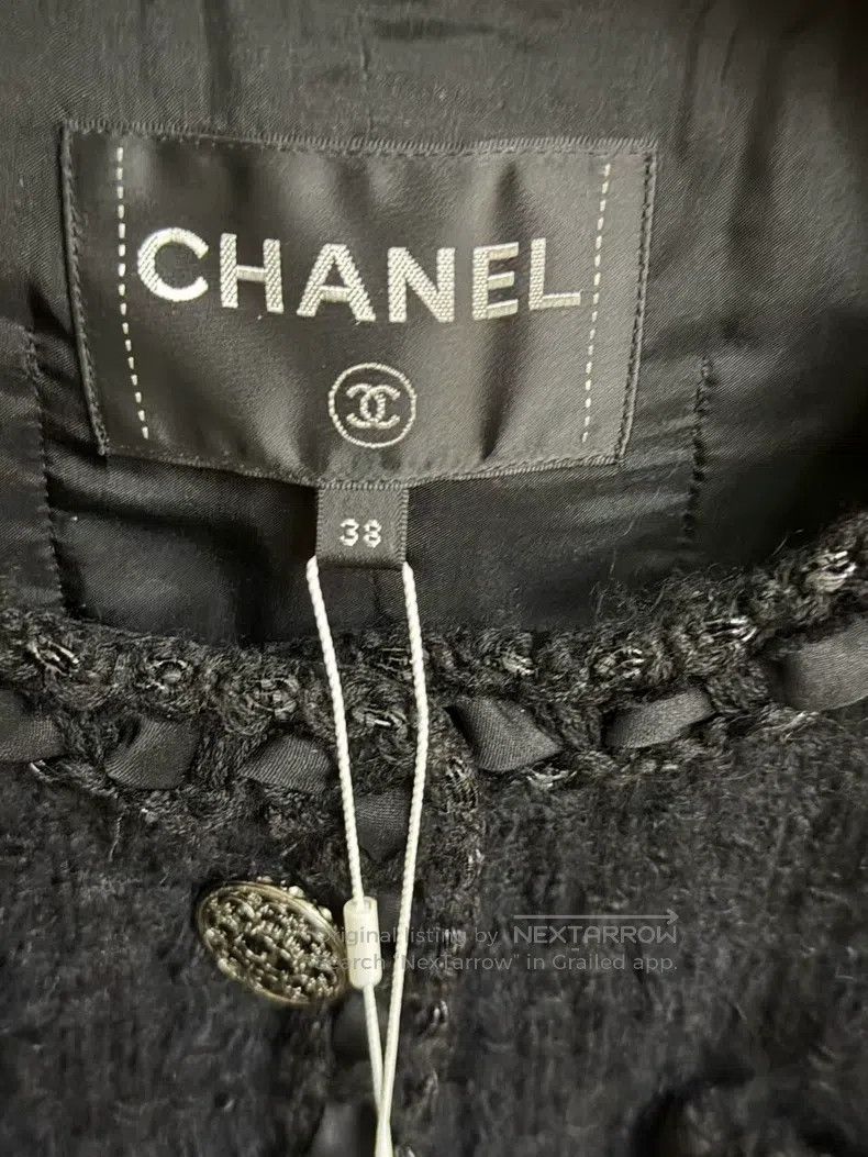 Chanel Chanel Rome series classic black jacket Size XS / US 0-2 / IT 36-38 - 3 Thumbnail