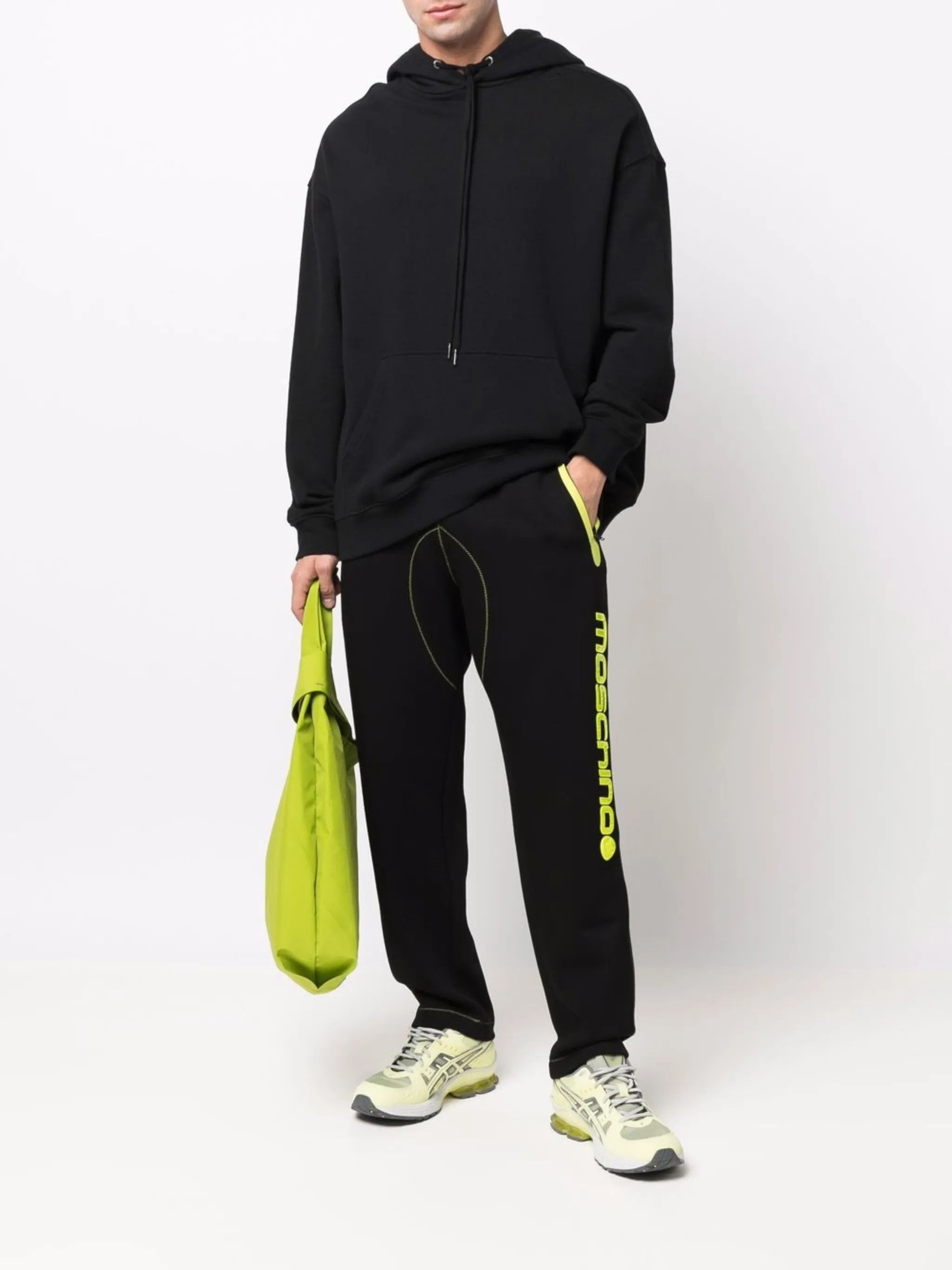 Moschino o1y0225 Jogger & Sweatpant in Black Size US 34 / EU 50 - 5 Thumbnail