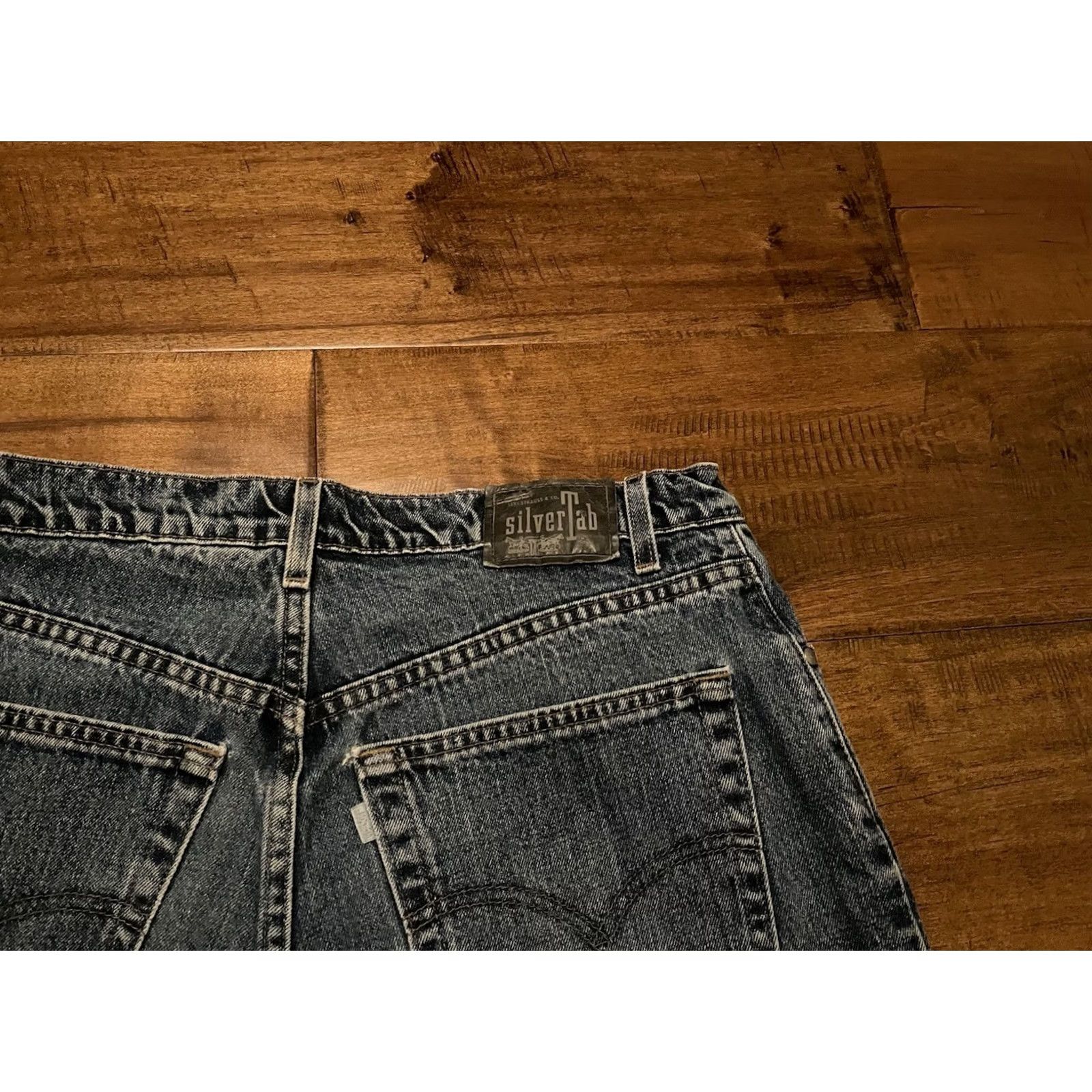 Levi's VINTAGE Y2K Levi's Silvertab Denim Jean Shorts USA Loose Baggy Mens 36 Blue 90s Size US 36 / EU 52 - 6 Thumbnail