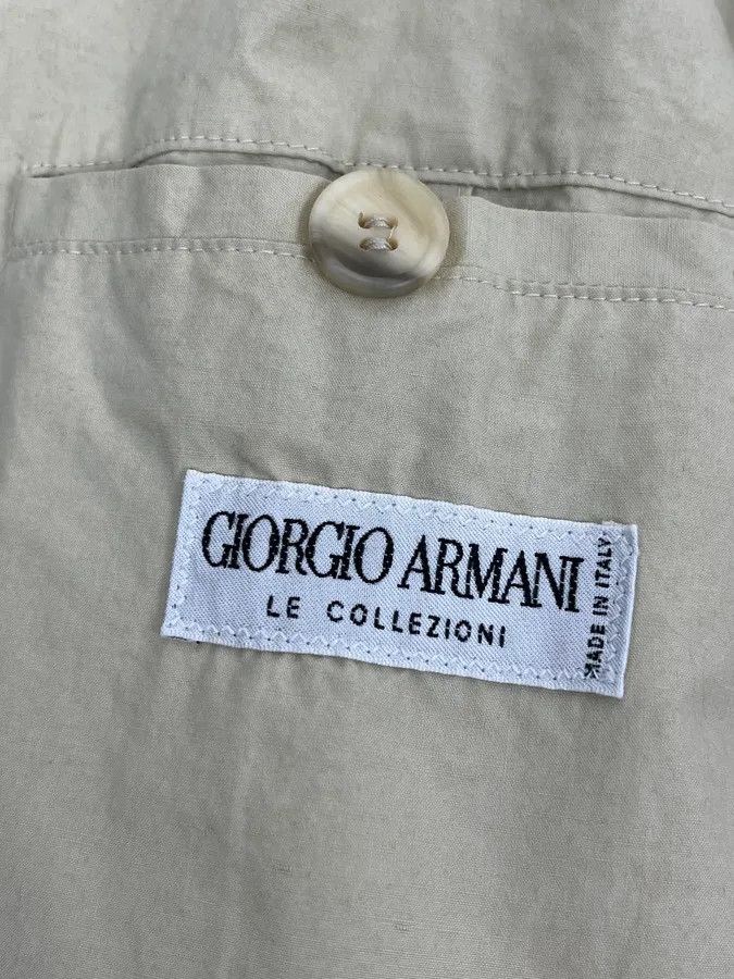 Giorgio Armani 1990s Giorgio Armani Beige Long Classy Coat Size US L / EU 52-54 / 3 - 9 Thumbnail