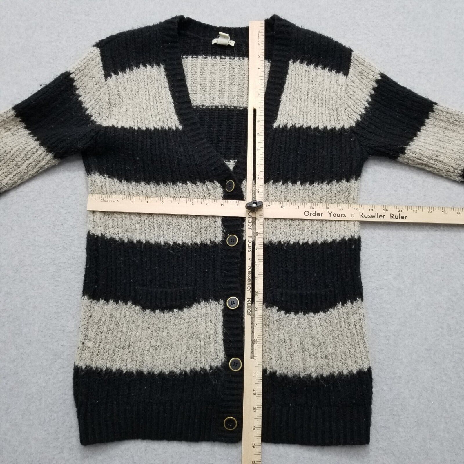 Forever 21 Forever 21 Sweater Womens Large Cardigan Buttons Long Sleeve Size L / US 10 / IT 46 - 5 Thumbnail