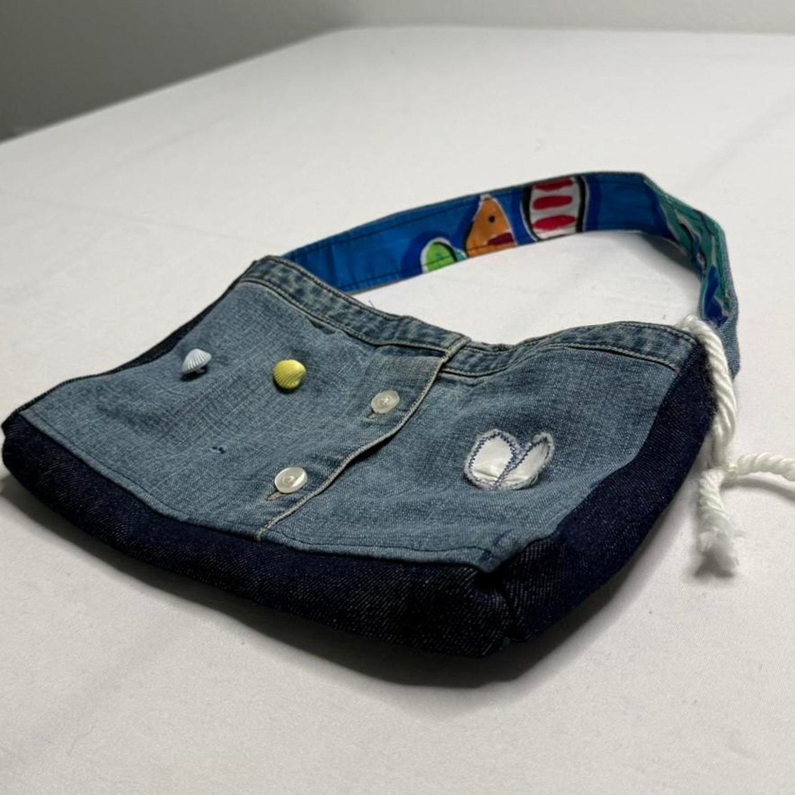 Other Handmade Up cycled Denim Mini Shoulder Purse Seashell Heart Size ONE SIZE - 8 Thumbnail