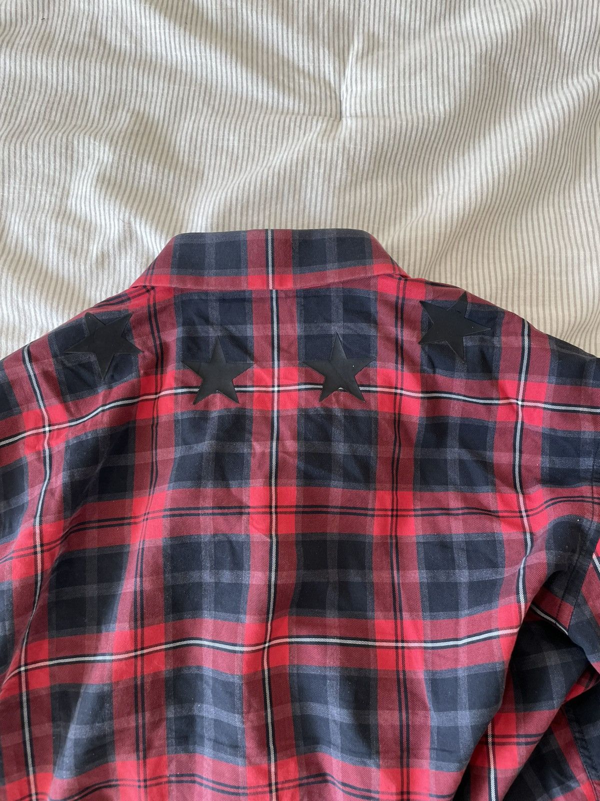 Givenchy Givenchy Star button up long sleeve red Size US M / EU 48-50 / 2 - 3 Thumbnail