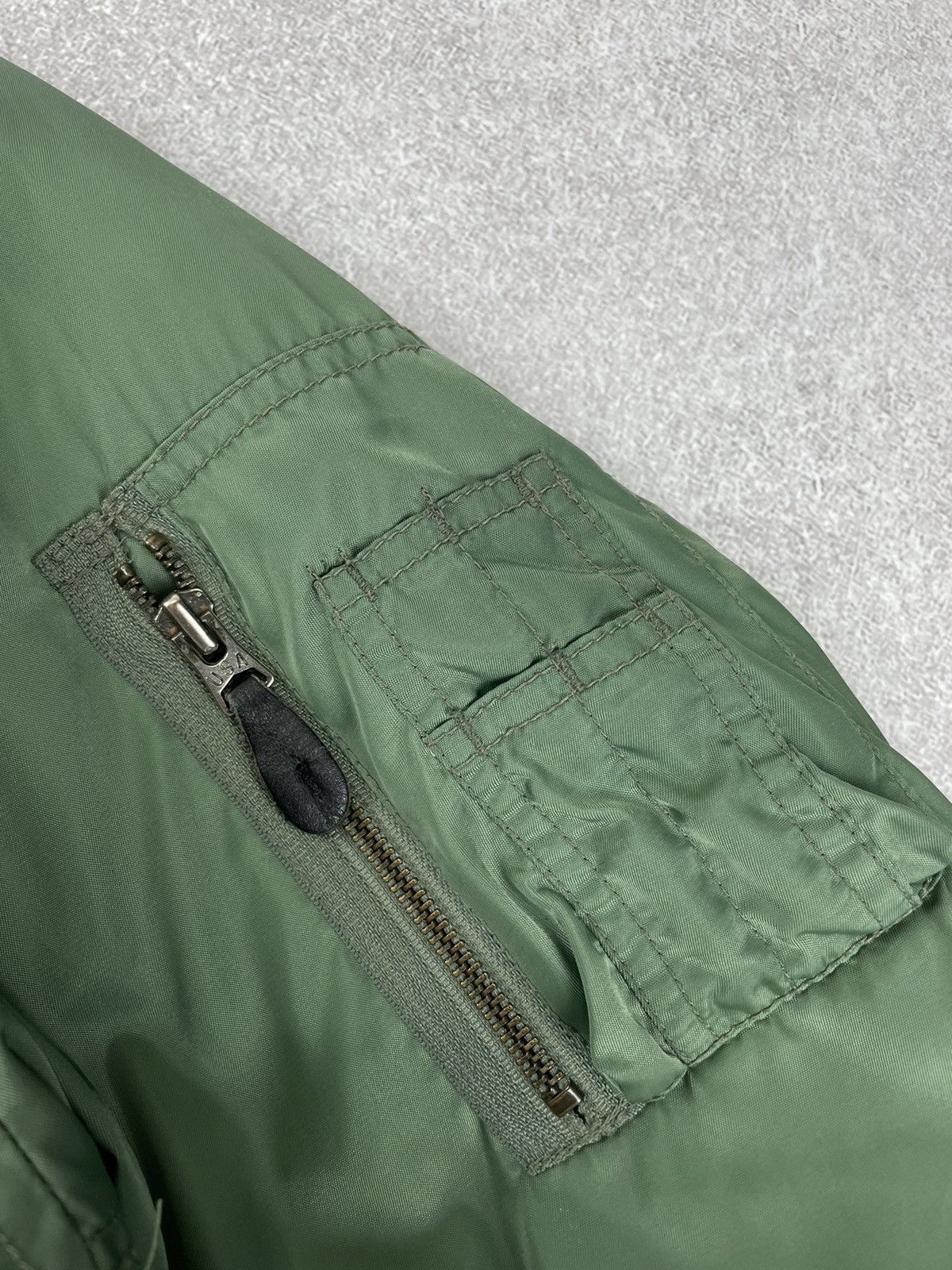 Vintage Vintage Flyer’s Man Intermediate MA-1 Bomber Jacket Size US M / EU 48-50 / 2 - 8 Thumbnail