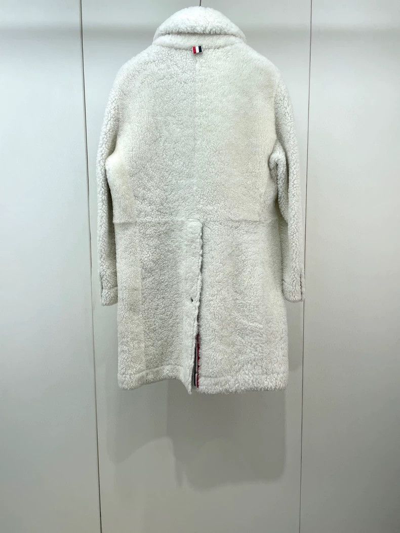 Chanel Reversible Wool Fur Coat -2505 Size US M / EU 48-50 / 2 - 2 Thumbnail