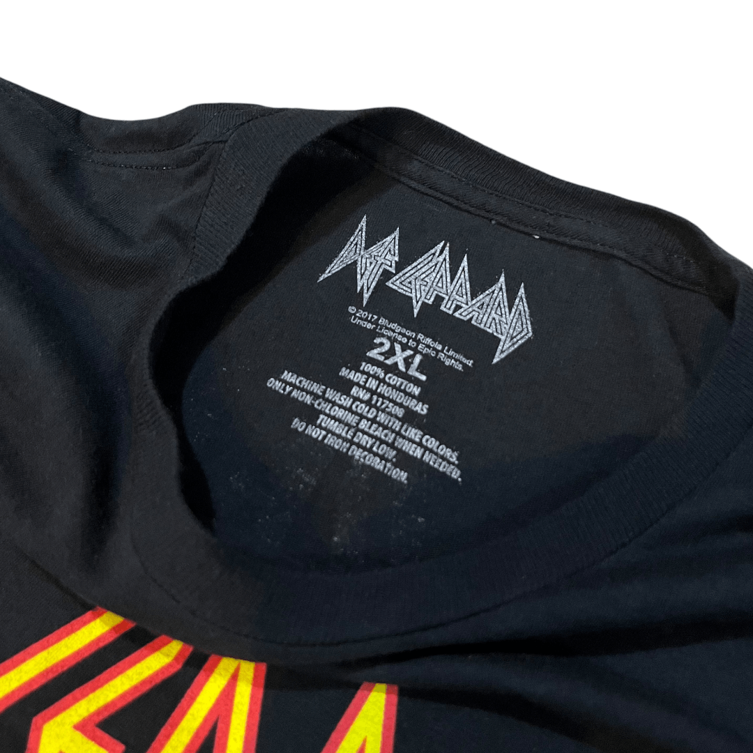 Band Tees × Def Leppard × Vintage BIG SIZE Deff Leppard short sleeve Tshirt Size US XXL / EU 58 / 5 - 3 Thumbnail