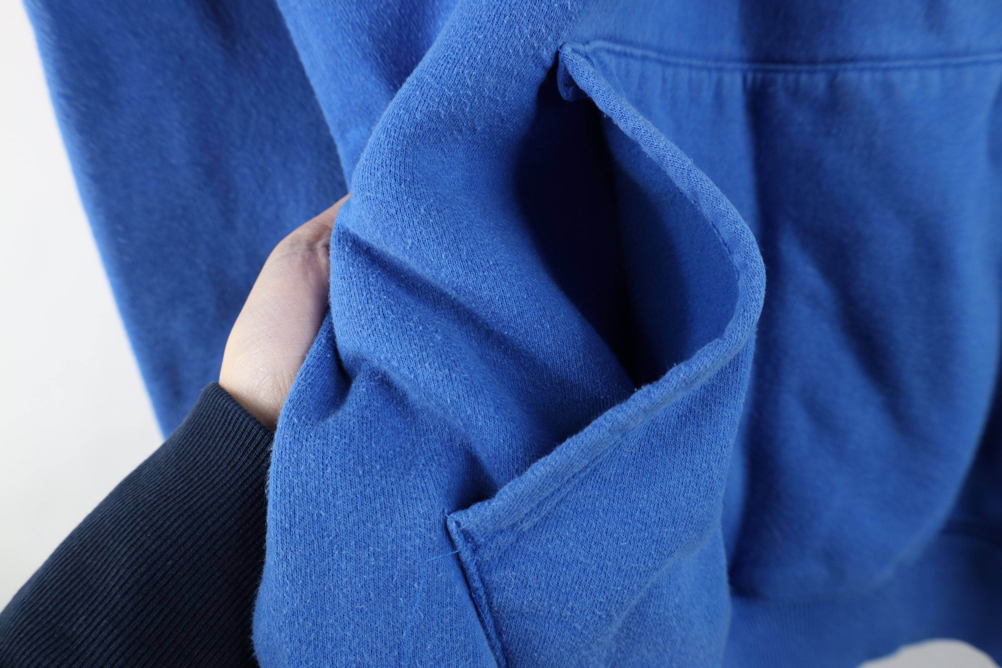 Champion Vintage 90s Y2K Champion Heavyweight Hoodie Sweatshirt Blue Size US M / EU 48-50 / 2 - 6 Thumbnail