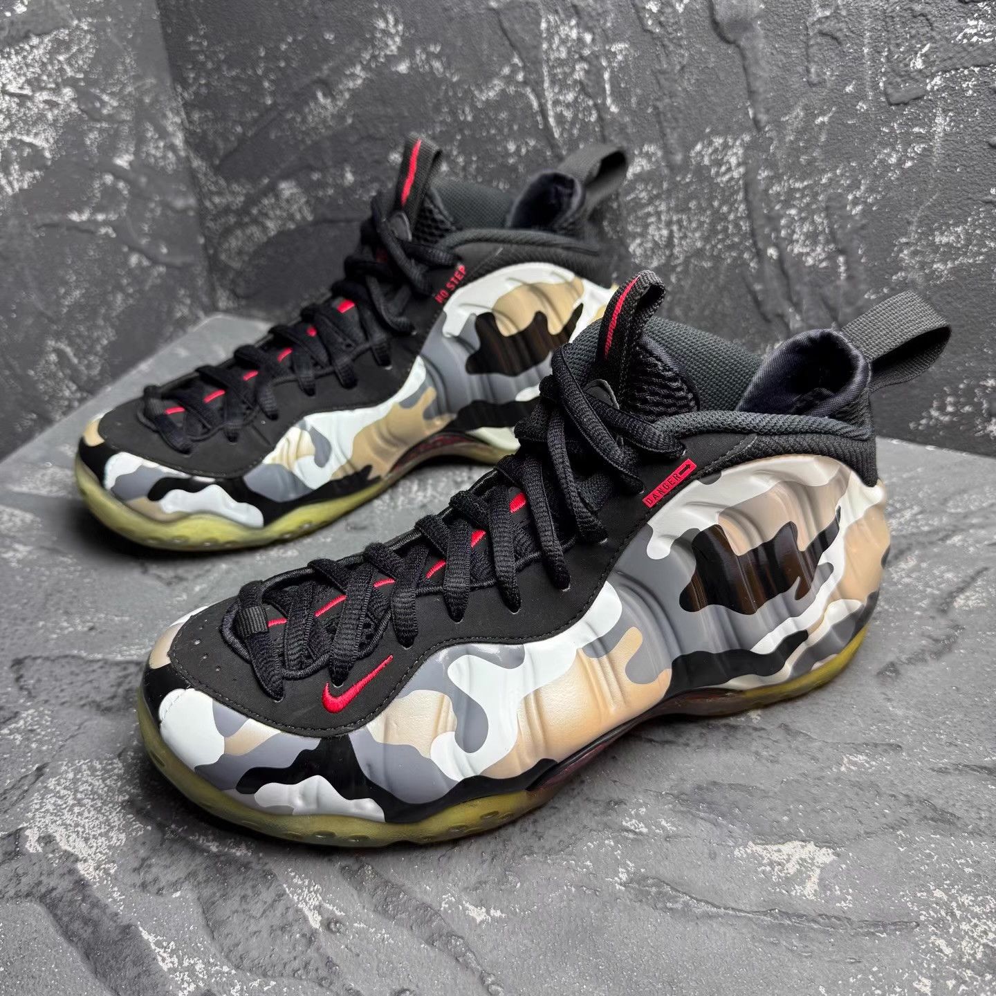 Nike Nike Foamposite One White Camo Air Force Q10 Size US 7 / EU 40 - 1 Thumbnail