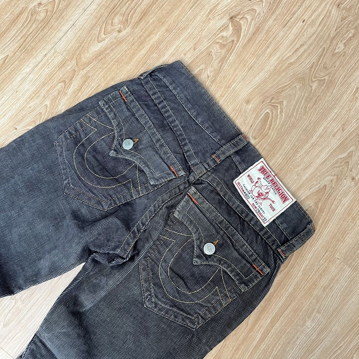 True Religion Teue Religion Corduroy Pants Boot Cut Made In Usa Size 30" / US 8 / IT 44 - 5 Thumbnail